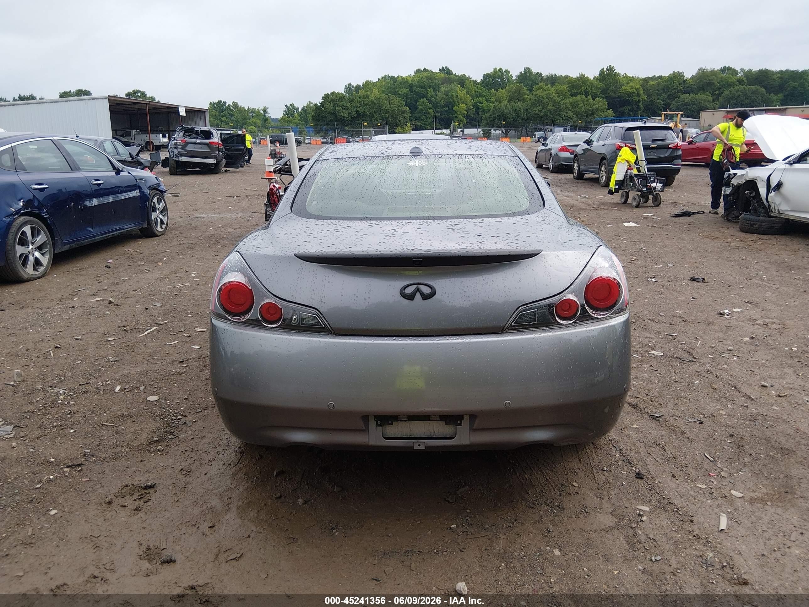 2014 Infiniti Q60 Gray vin: JN1CV6EL0EM130836