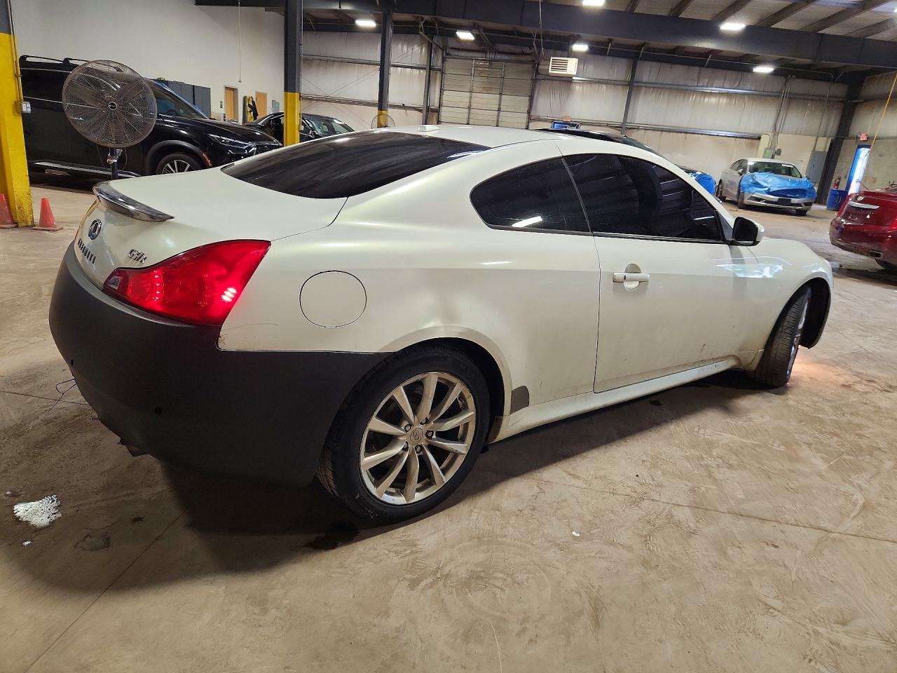 2011 Infiniti G37 Coupe X White vin: JN1CV6EL1BM264279