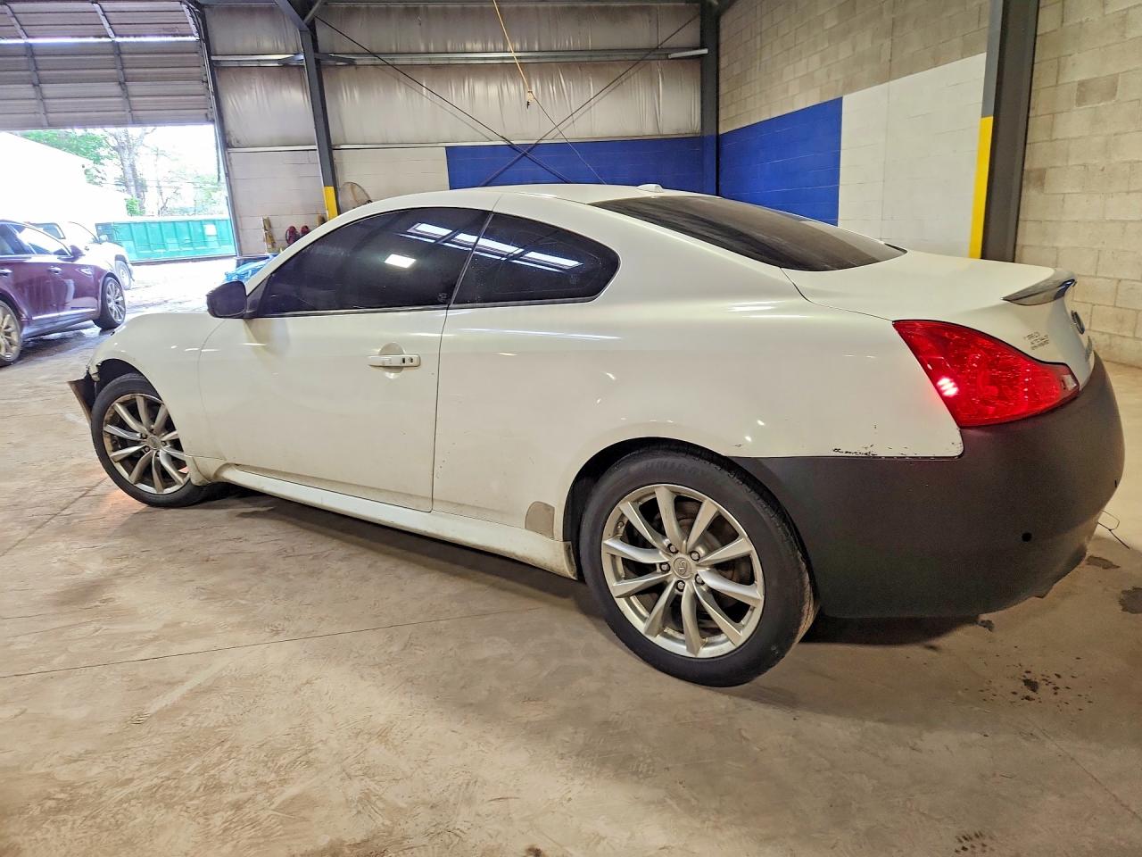 2011 Infiniti G37 Coupe X White vin: JN1CV6EL1BM264279