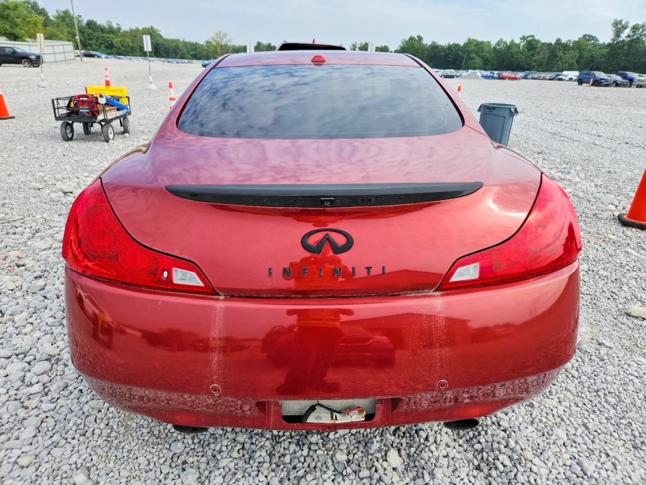 2014 Infiniti Q60 Coupe Base Red vin: JN1CV6EL1EM130098
