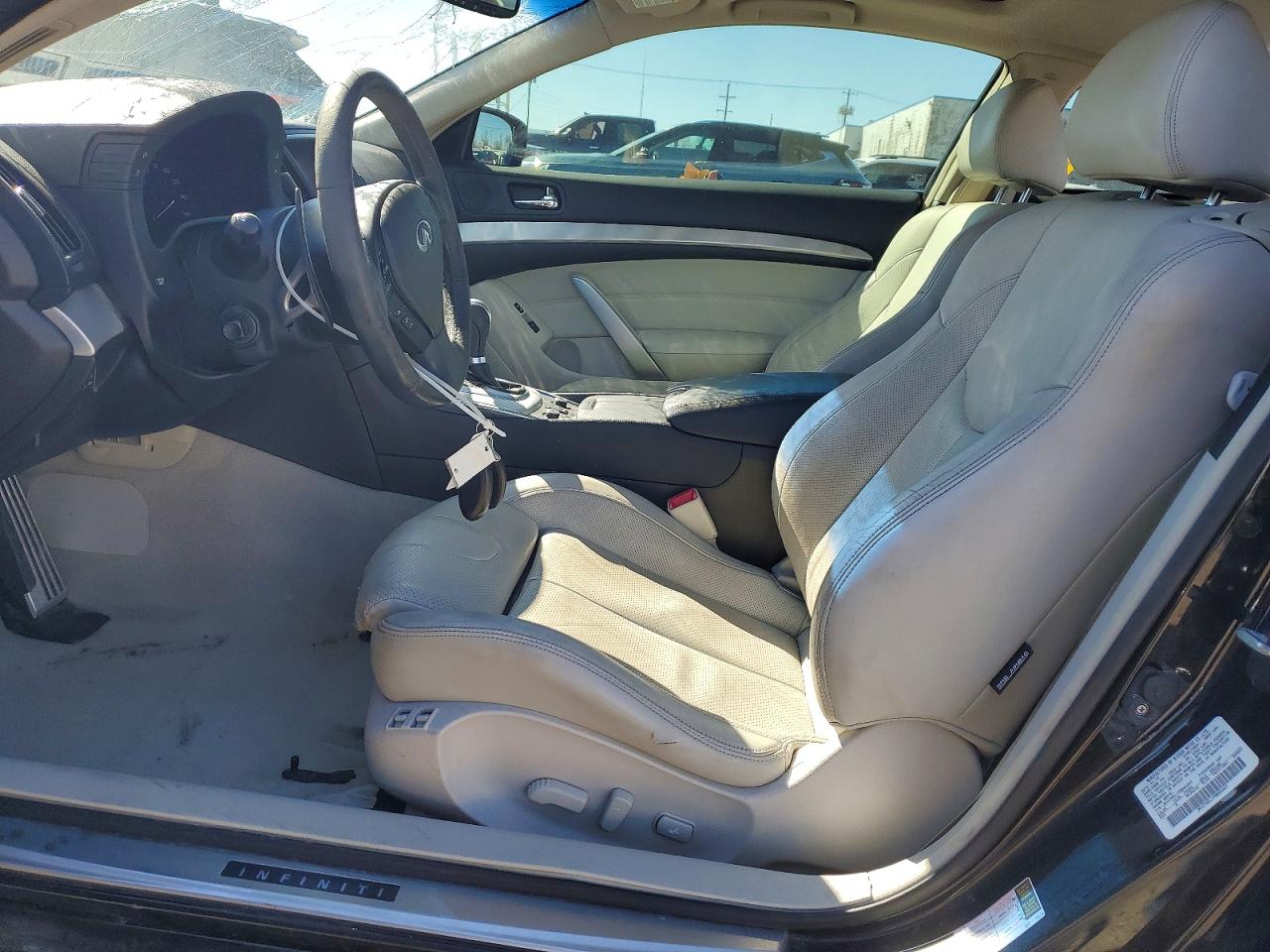 2015 Infiniti Q60 Coupe Base Черный vin: JN1CV6EL1FM890467