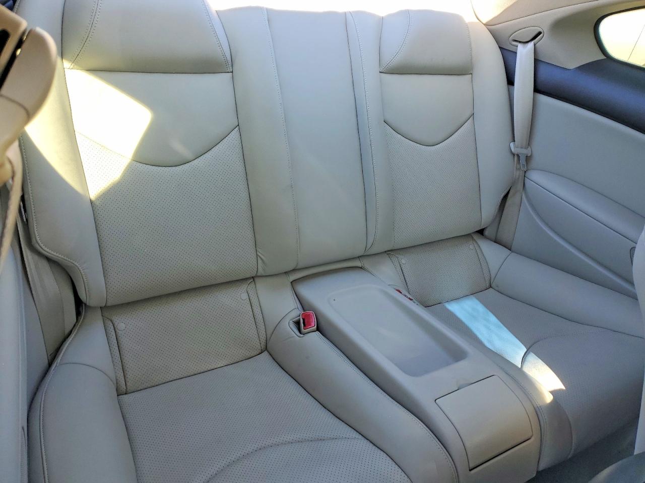 2015 Infiniti Q60 Coupe Base Черный vin: JN1CV6EL1FM890467