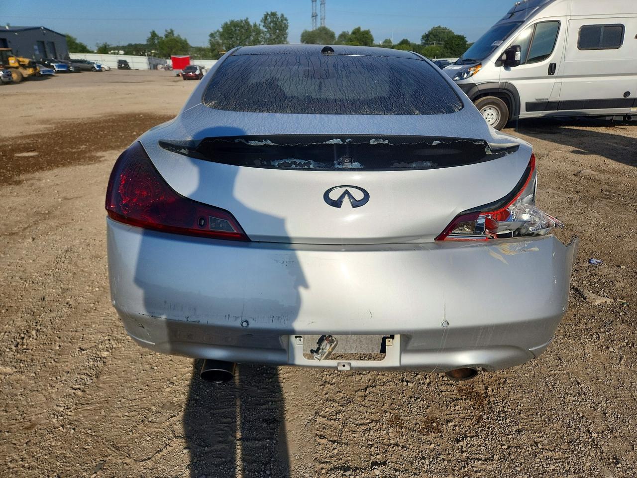 2010 Infiniti G37 Coupe X Silver vin: JN1CV6EL3AM151870
