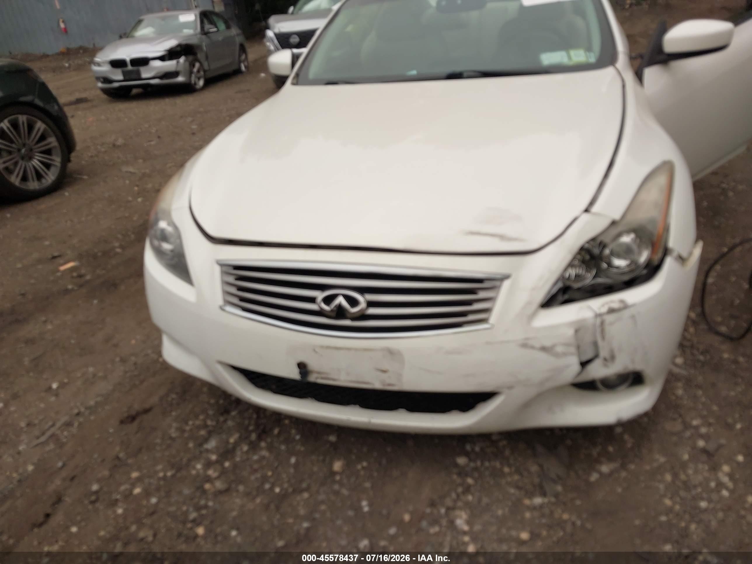 2013 Infiniti G37x White vin: JN1CV6EL3DM981429