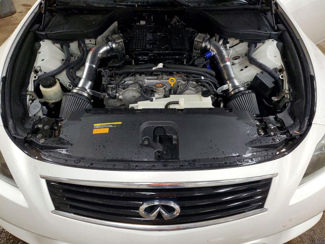 2014 Infiniti Q60 Coupe Base White vin: JN1CV6EL3EM130569