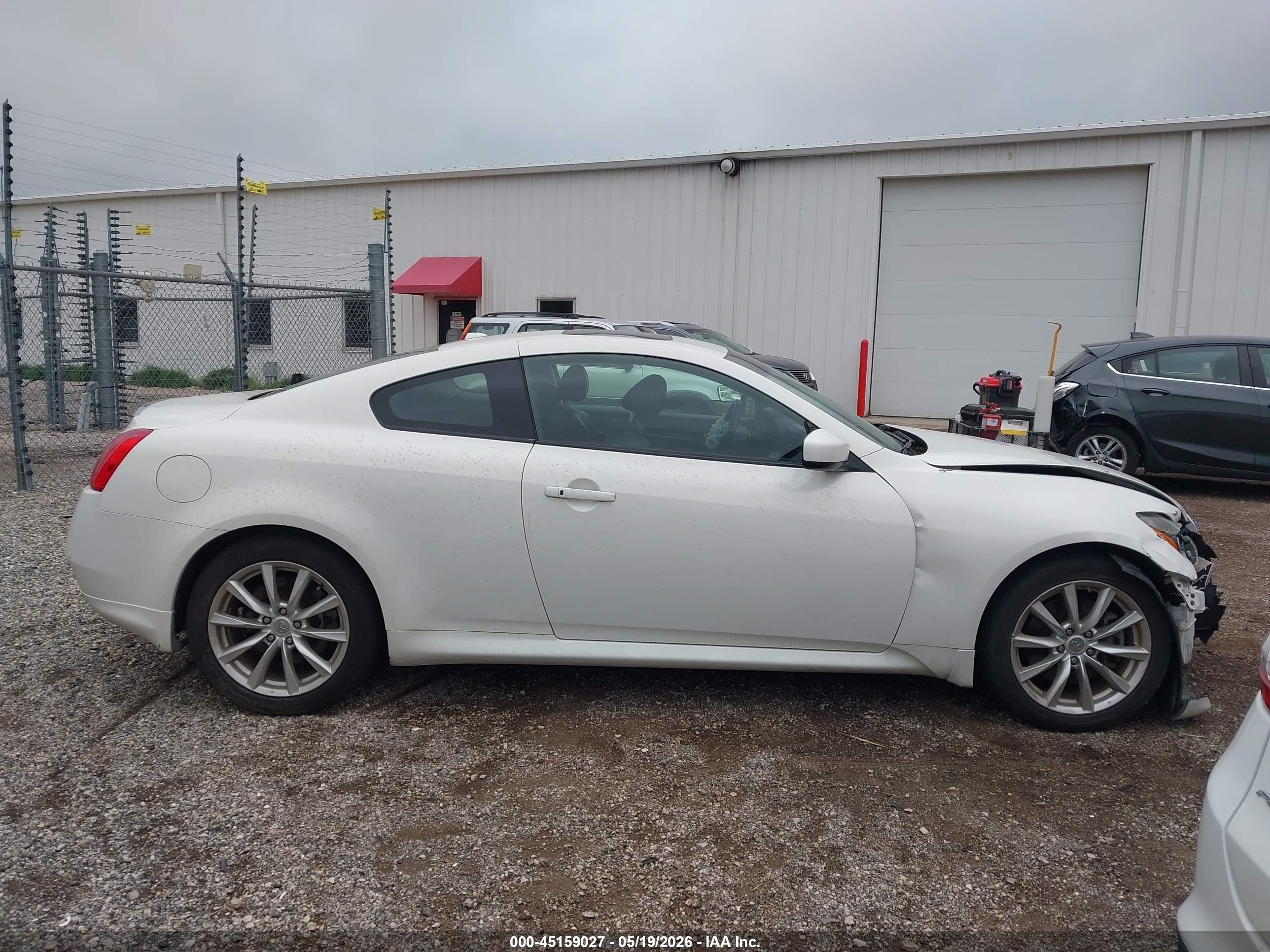 2012 Infiniti G37x   White vin: JN1CV6EL4CM471542
