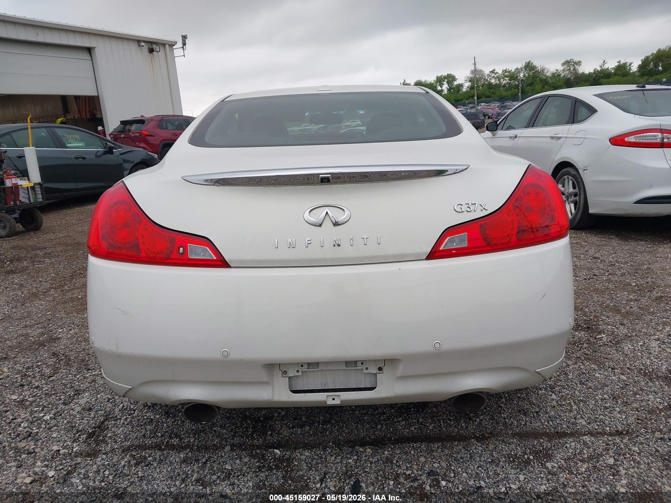 2012 Infiniti G37x   White vin: JN1CV6EL4CM471542