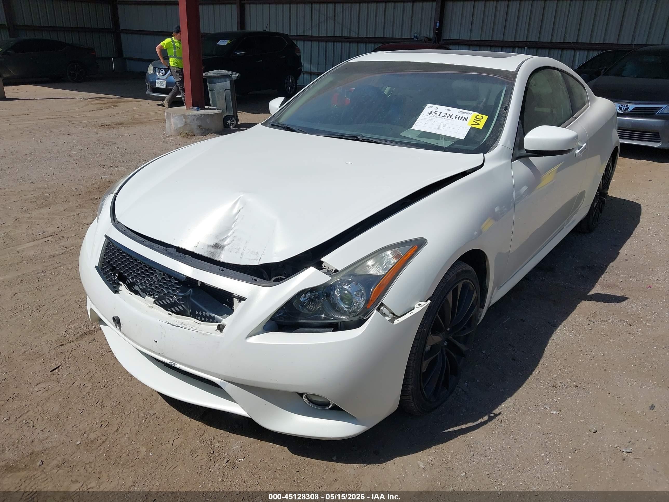 2012 Infiniti G37x   White vin: JN1CV6EL4CM473310