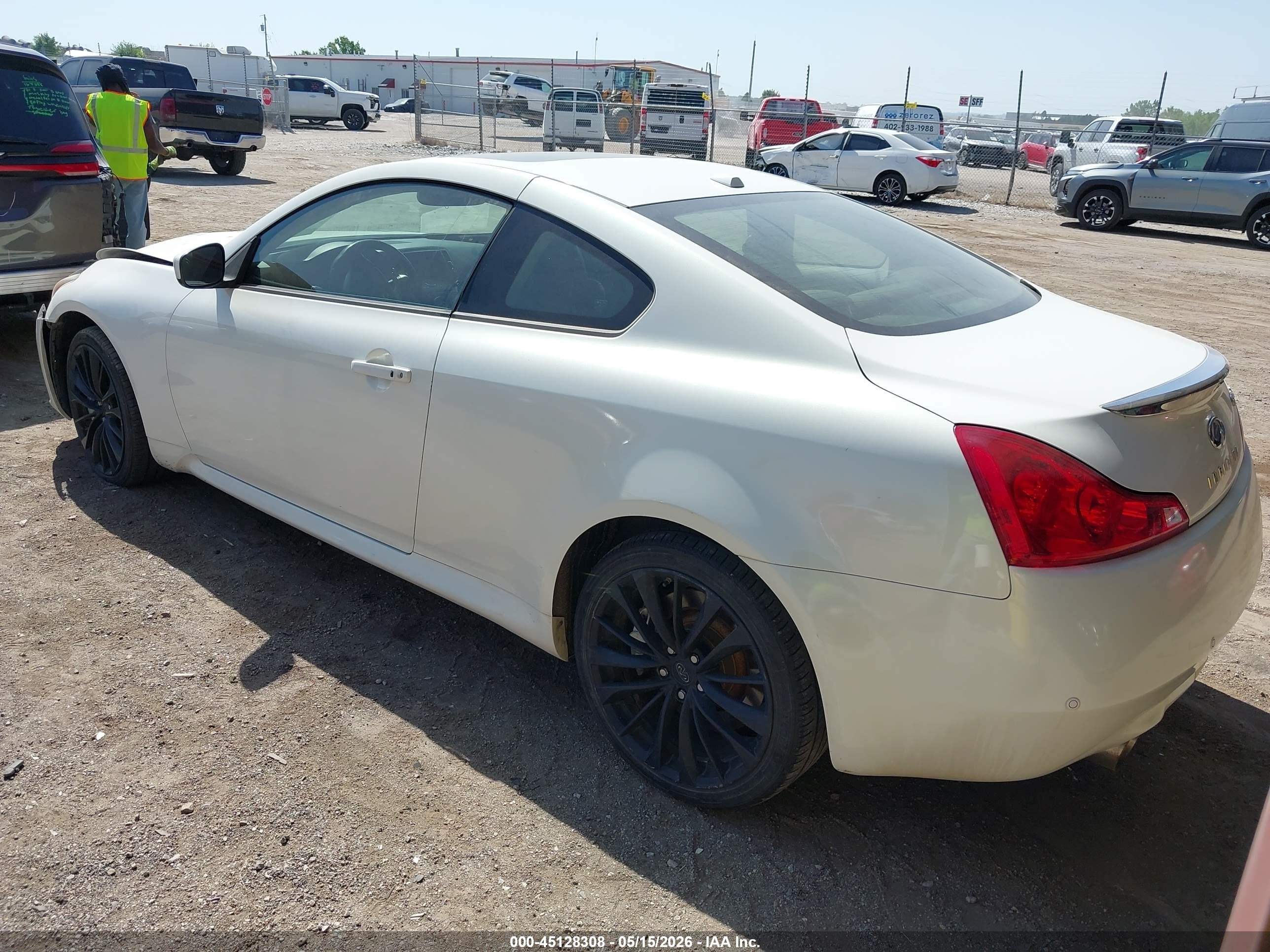 2012 Infiniti G37x   White vin: JN1CV6EL4CM473310