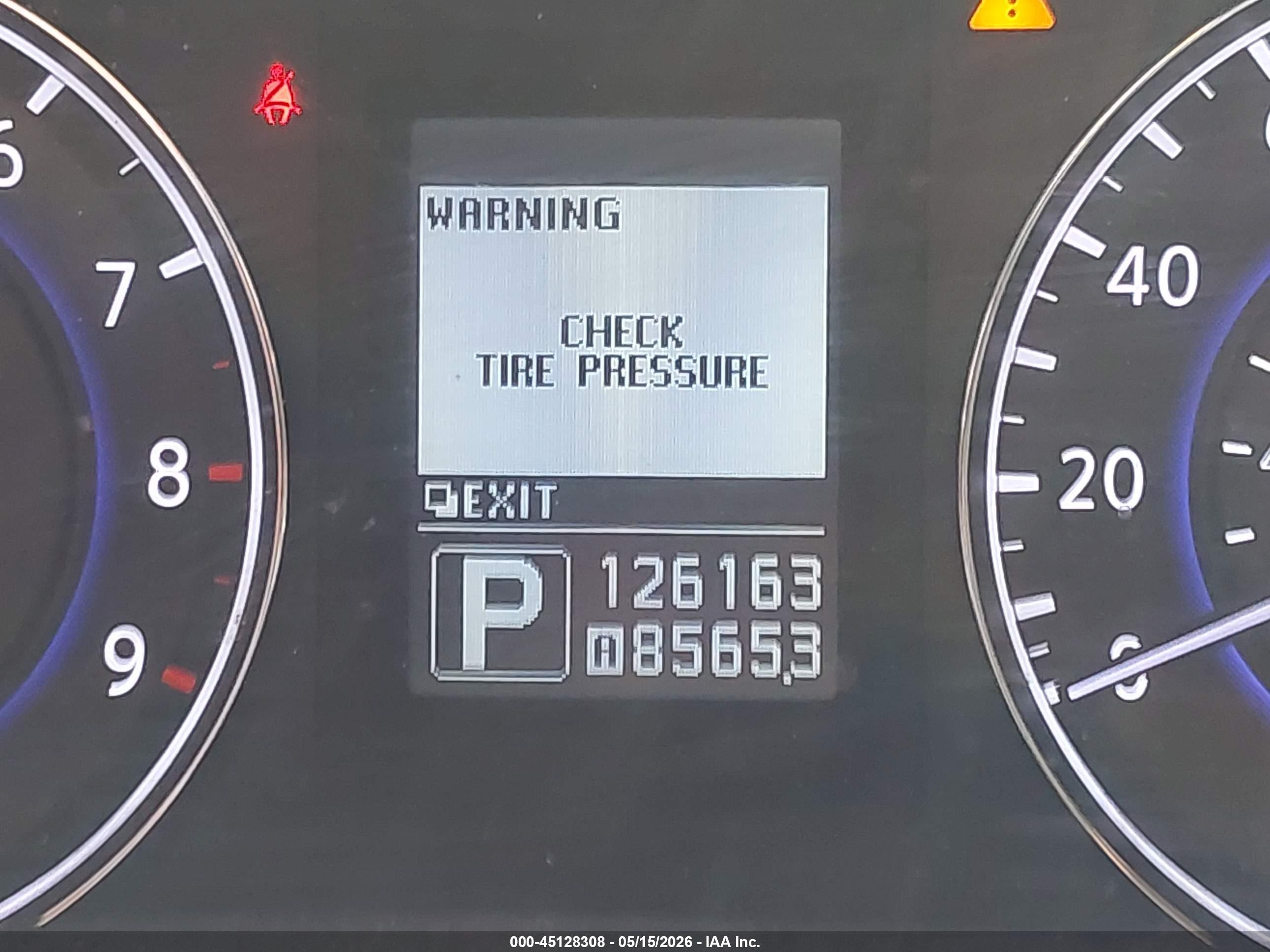 2012 Infiniti G37x   White vin: JN1CV6EL4CM473310