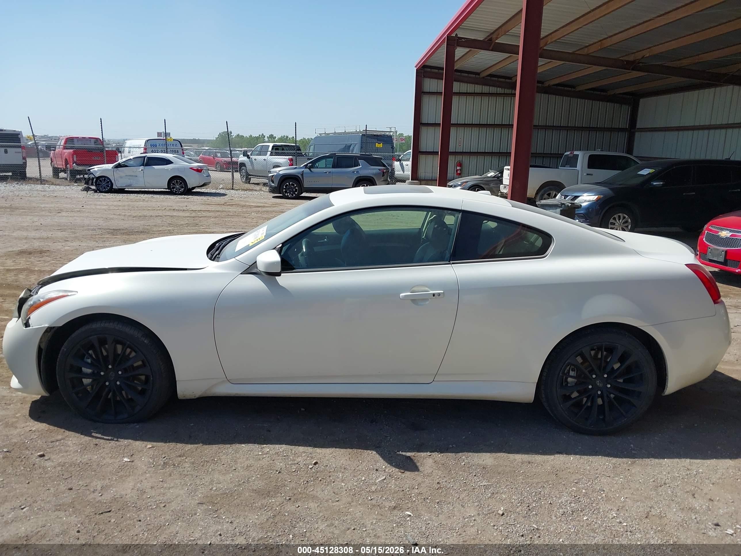 2012 Infiniti G37x   White vin: JN1CV6EL4CM473310
