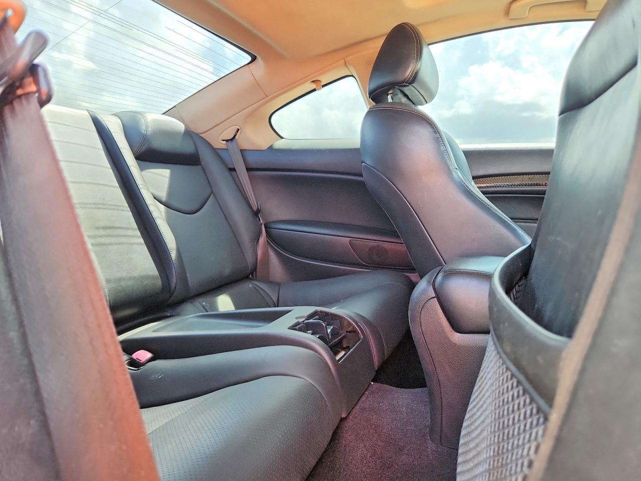 2014 Infiniti Q60 Coupe Base Белый vin: JN1CV6EL4EM132444