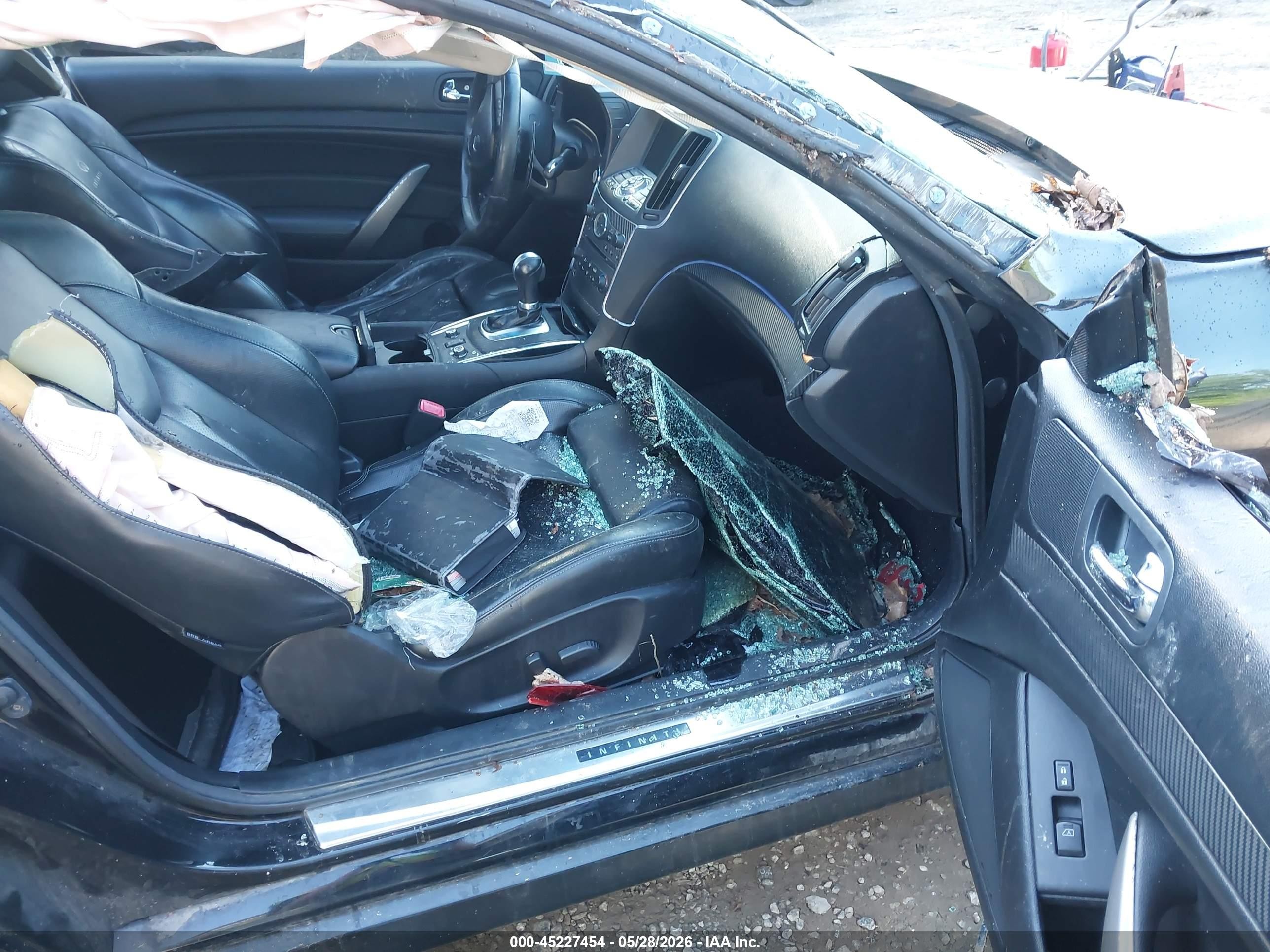 2011 Infiniti G37x   Черный vin: JN1CV6EL5BM263720