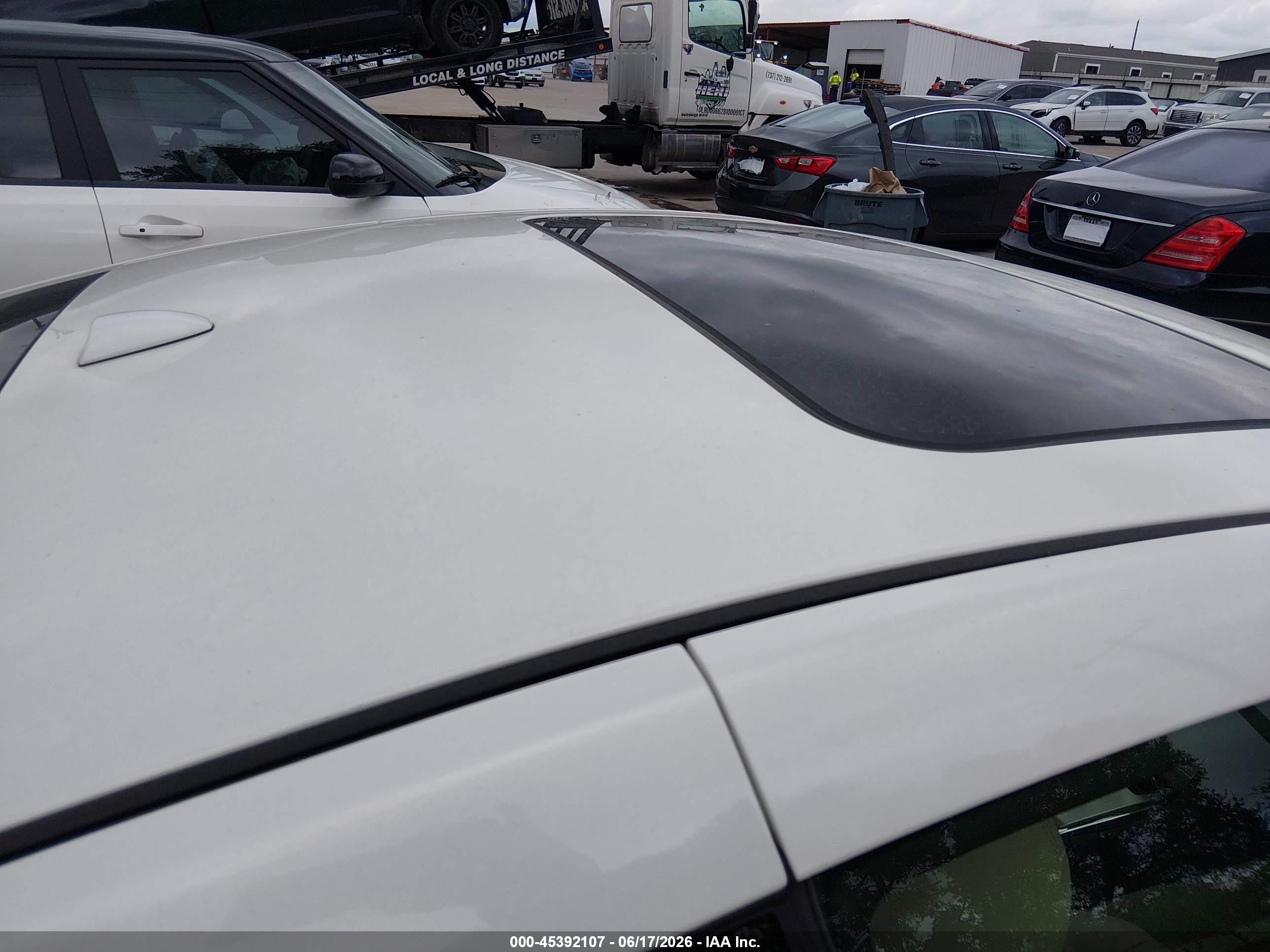 2013 Infiniti G37x   White vin: JN1CV6EL5DM981867