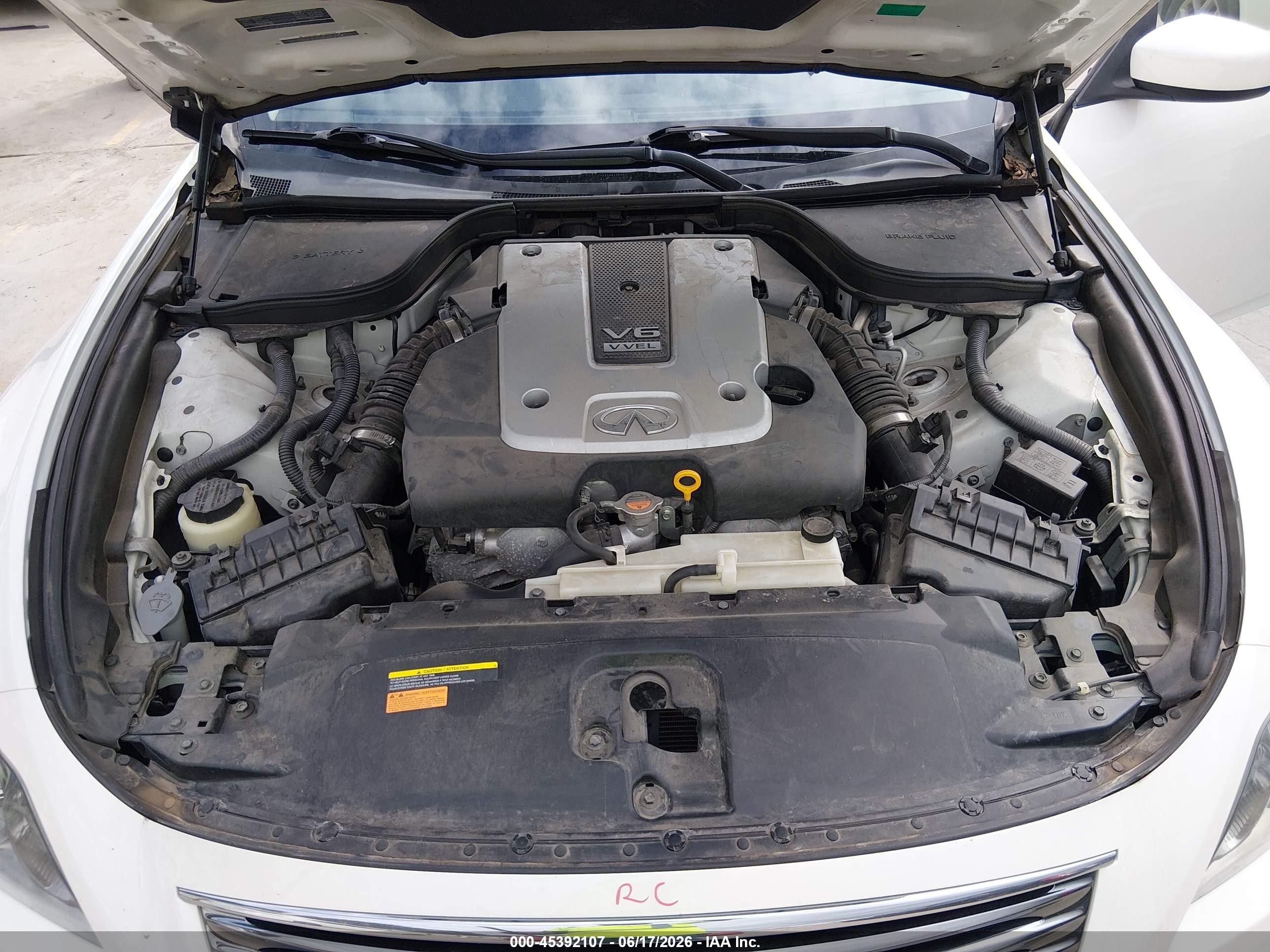 2013 Infiniti G37x   White vin: JN1CV6EL5DM981867