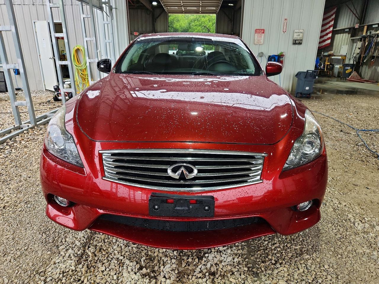 2015 Infiniti Q60 Burgundy vin: JN1CV6EL5FM891105