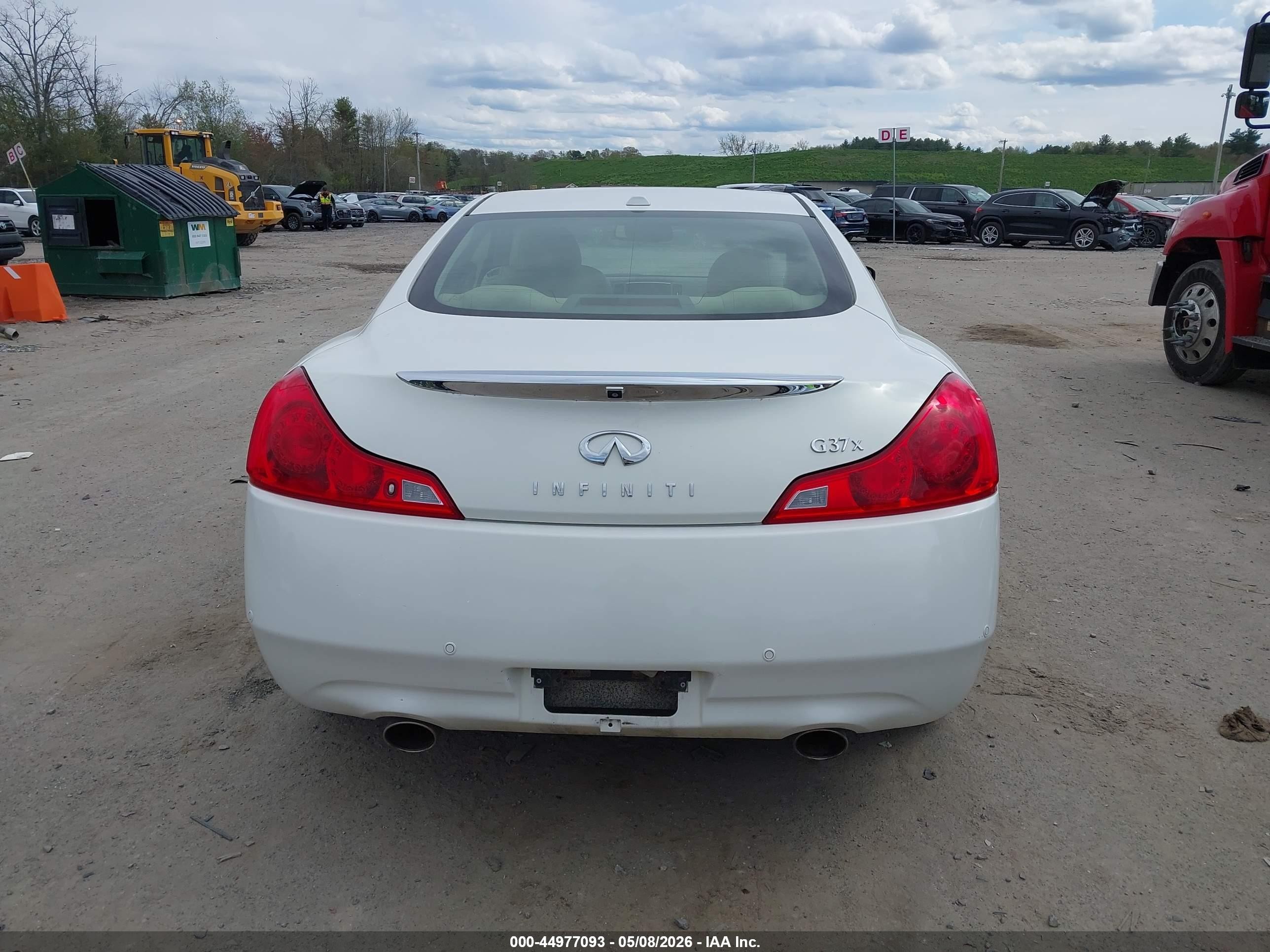 2012 Infiniti G37x   White vin: JN1CV6EL6CM472286