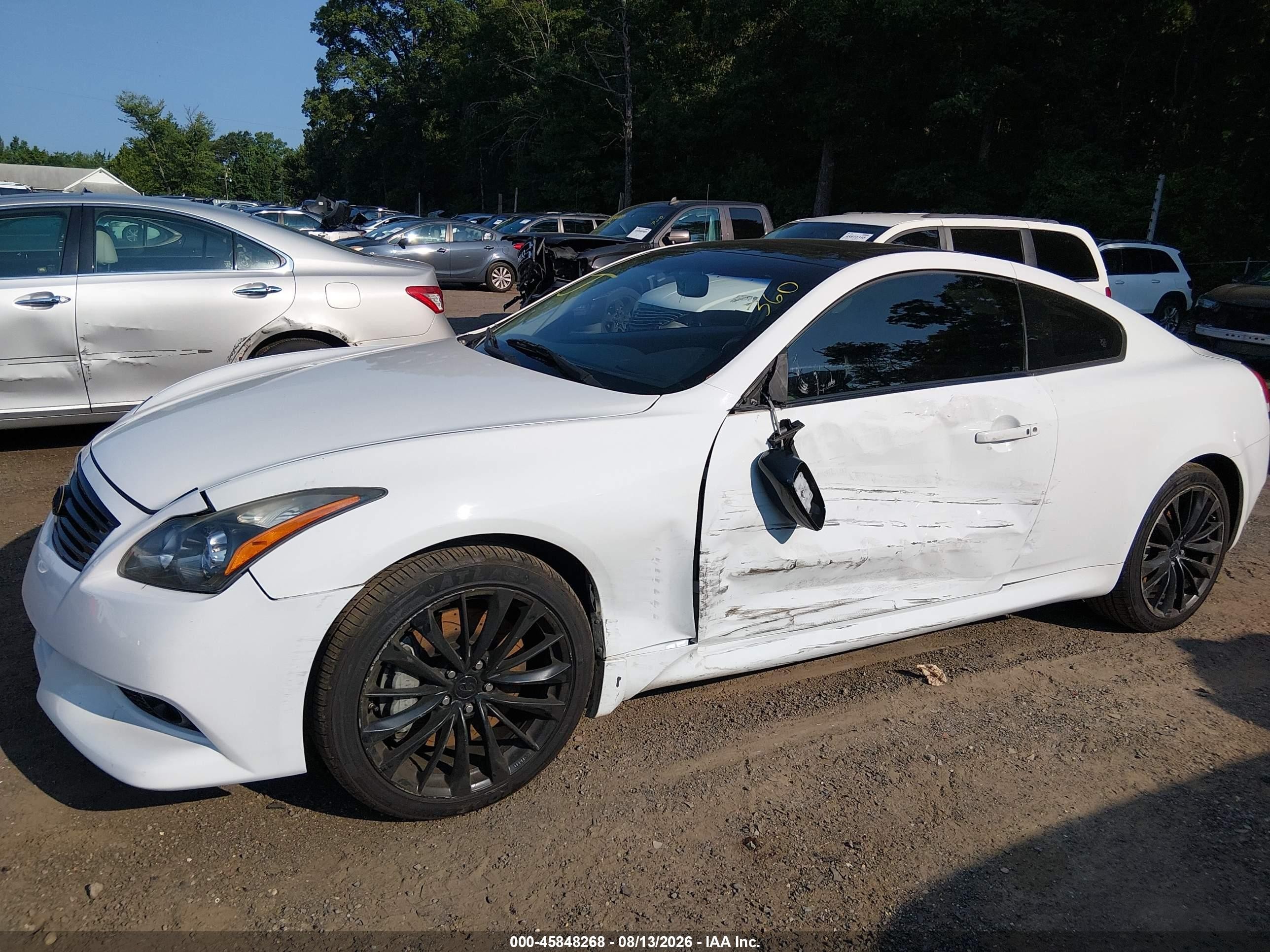 2012 Infiniti G37x   White vin: JN1CV6EL7CM471972