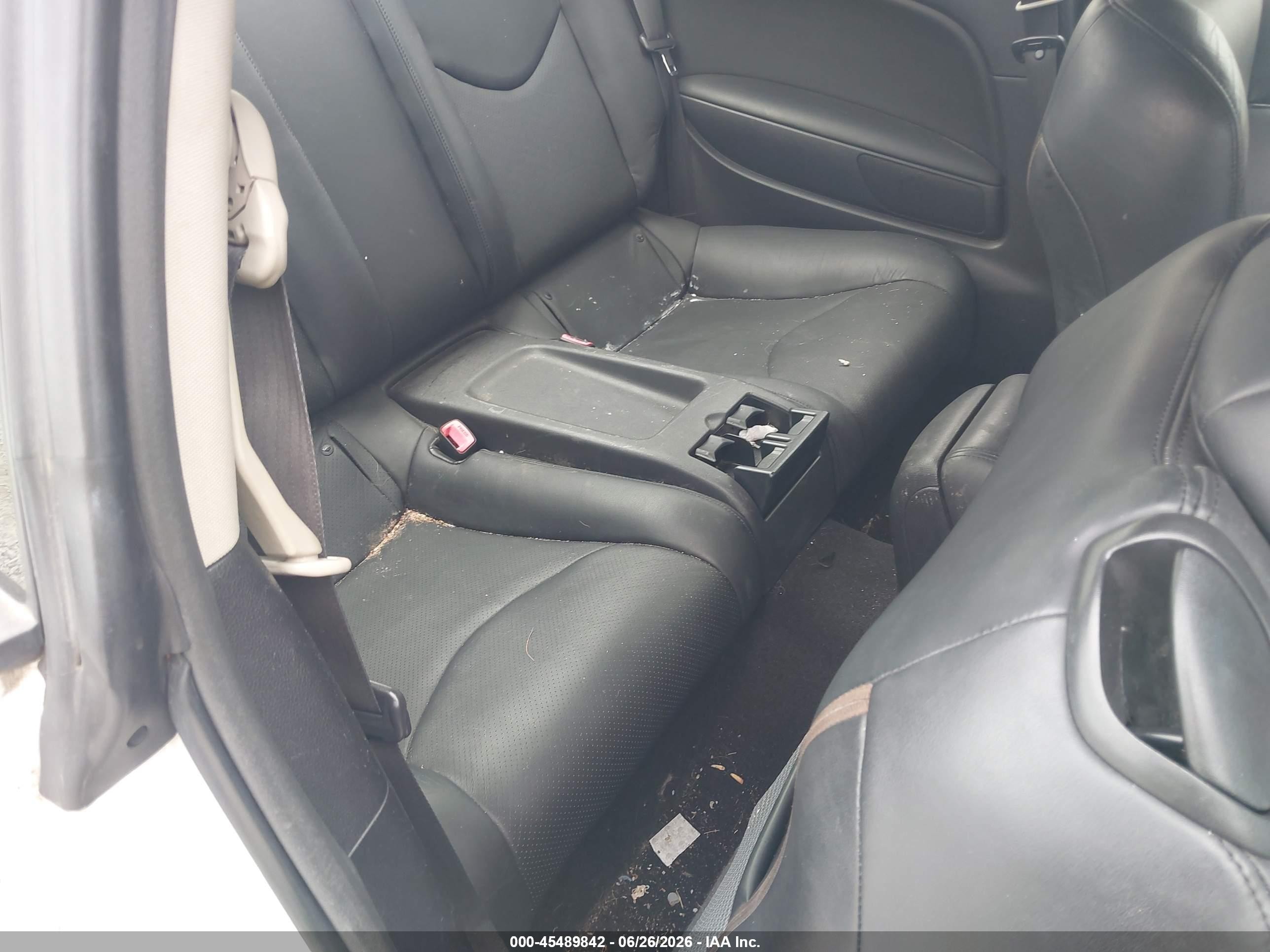 2013 Infiniti G37x   White vin: JN1CV6EL7DM981353