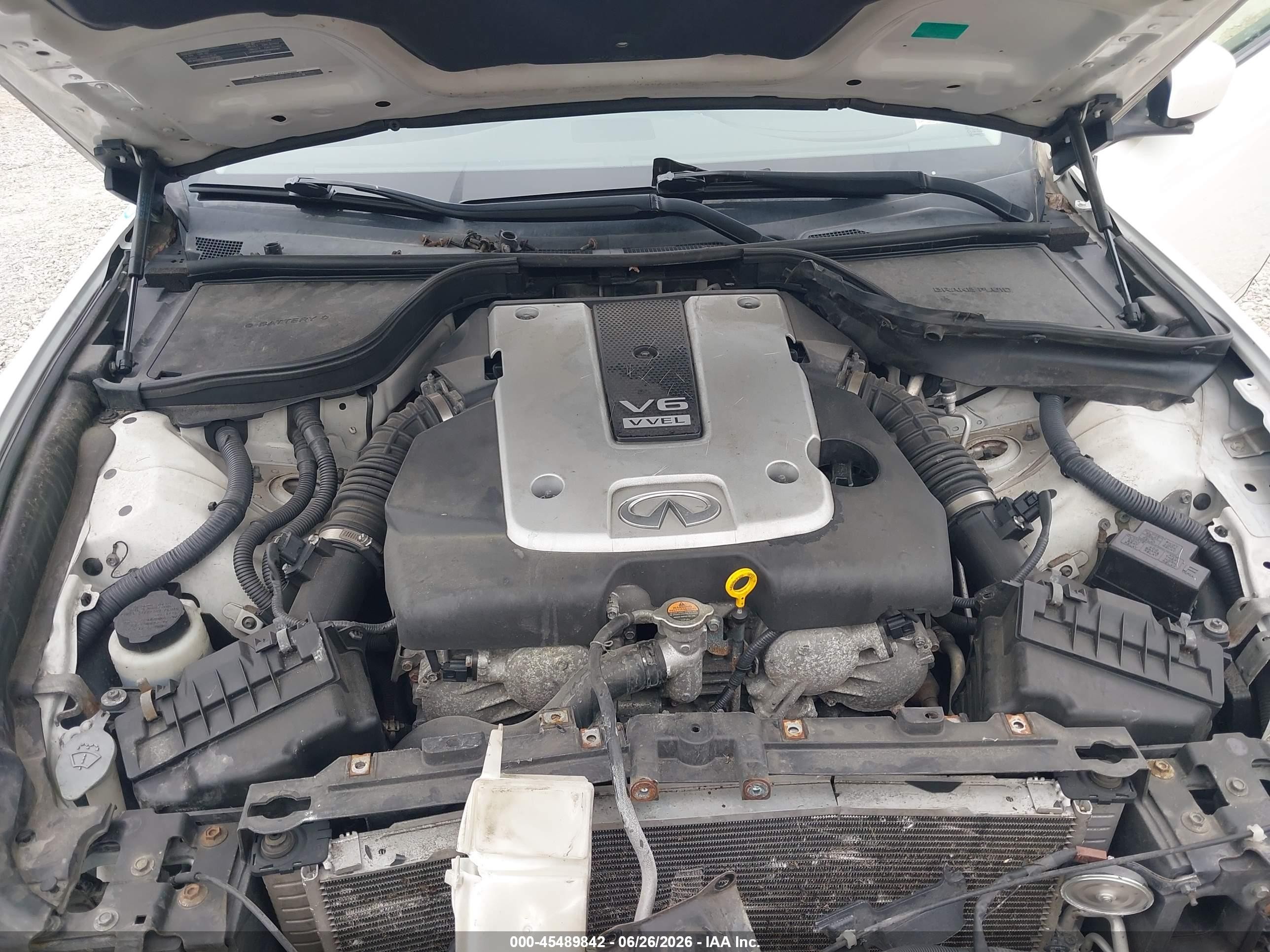 2013 Infiniti G37x   White vin: JN1CV6EL7DM981353