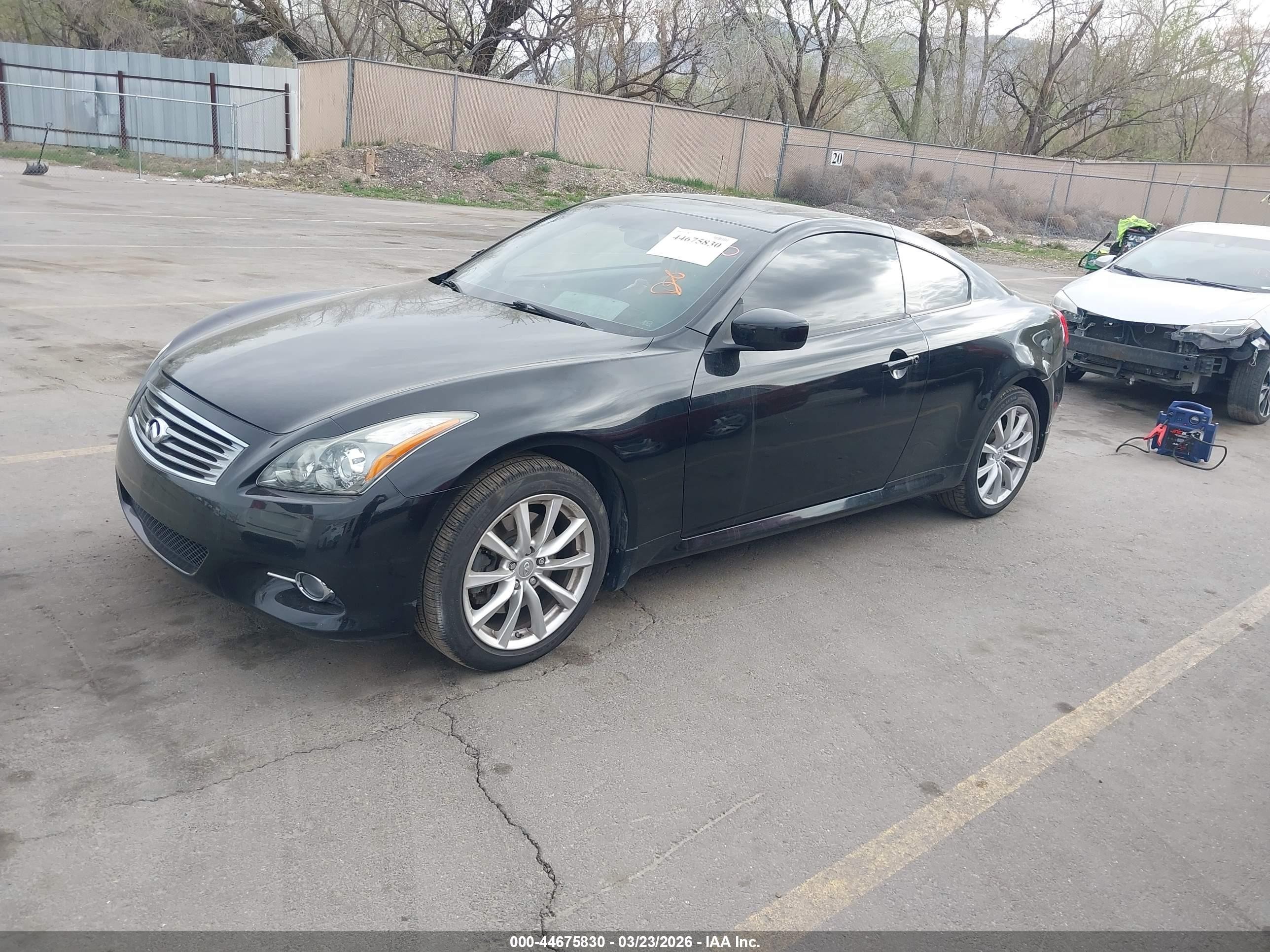 2014 Infiniti Q60   Черный vin: JN1CV6EL7EM132079