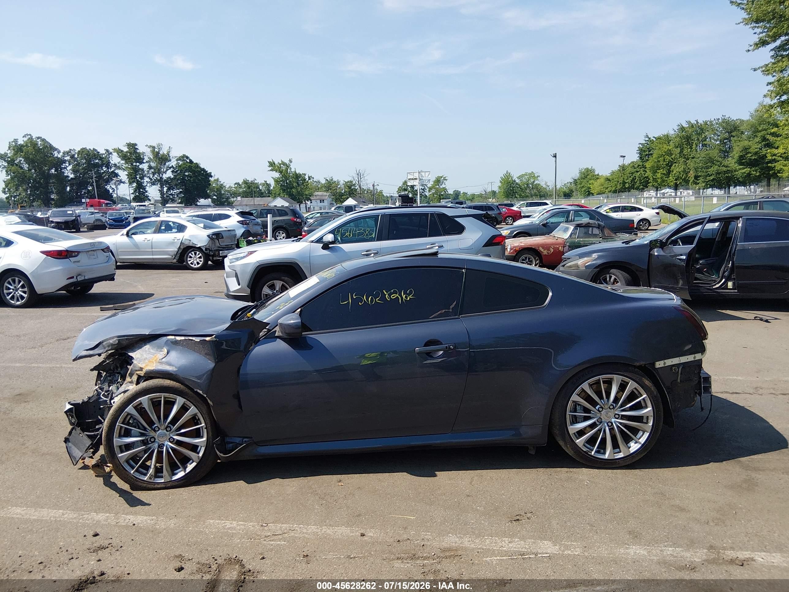 2012 Infiniti G37x   Blue vin: JN1CV6EL8CM473455