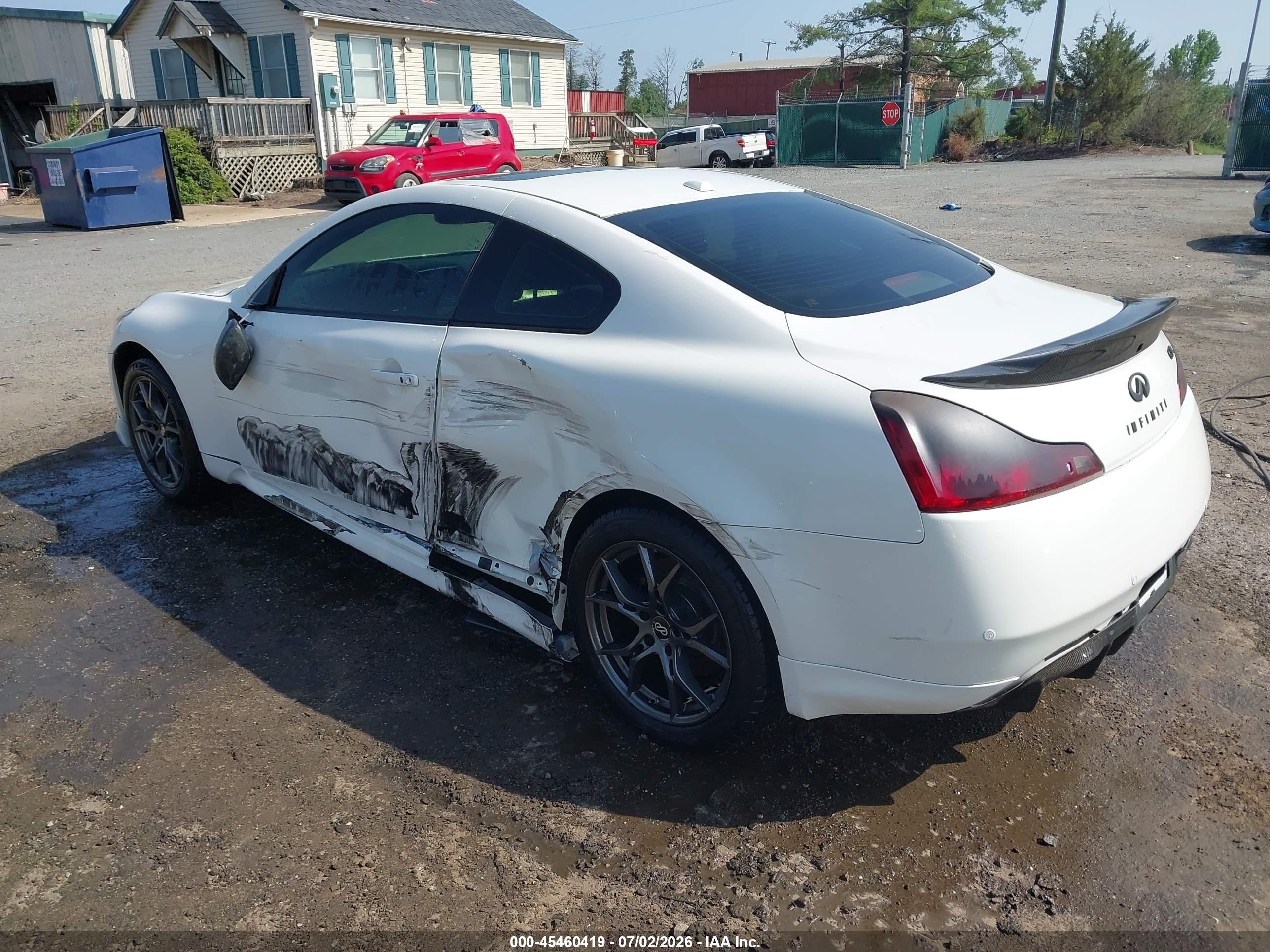 2013 Infiniti G37x   White vin: JN1CV6ELXDM981301