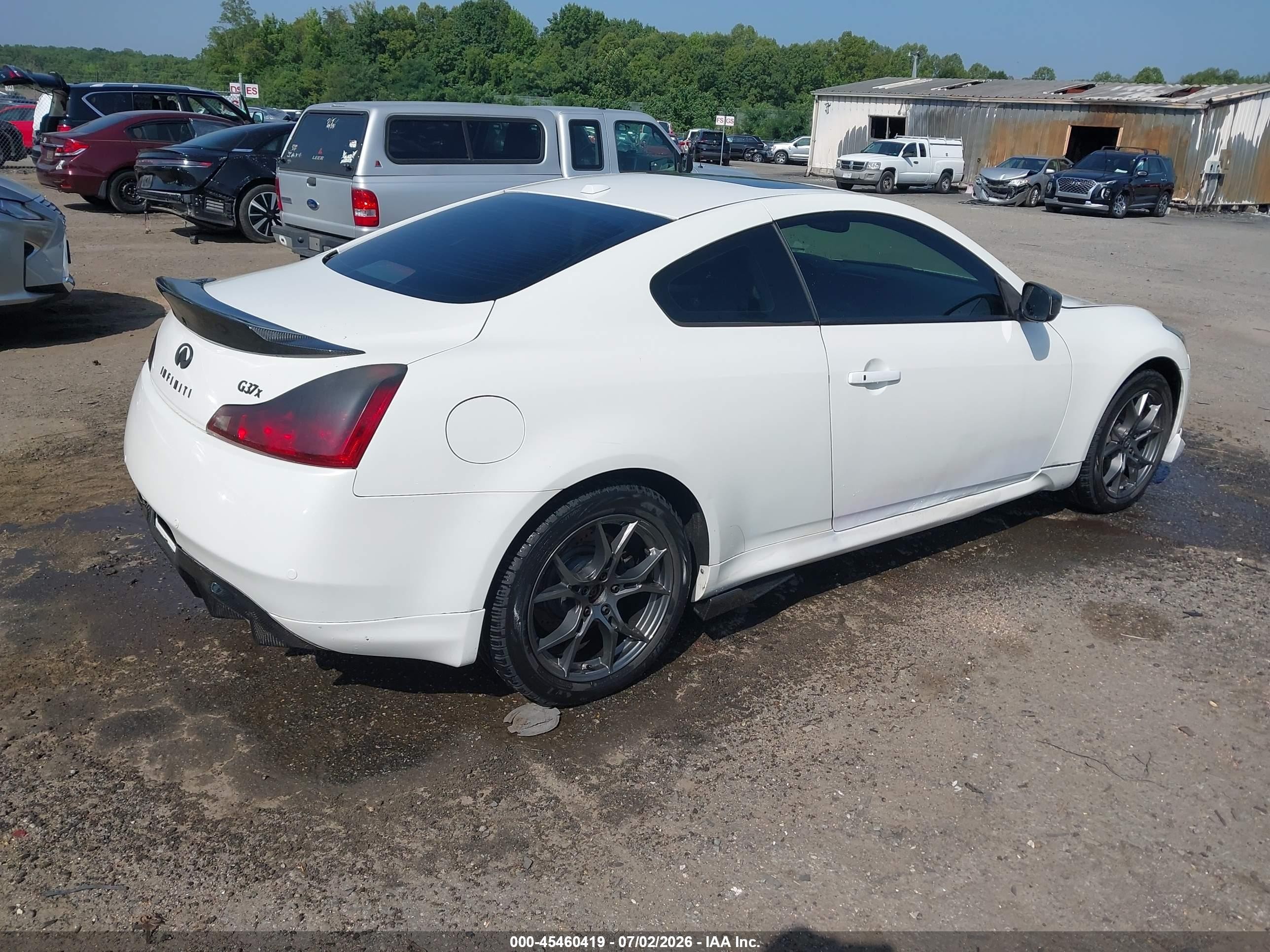 2013 Infiniti G37x   White vin: JN1CV6ELXDM981301