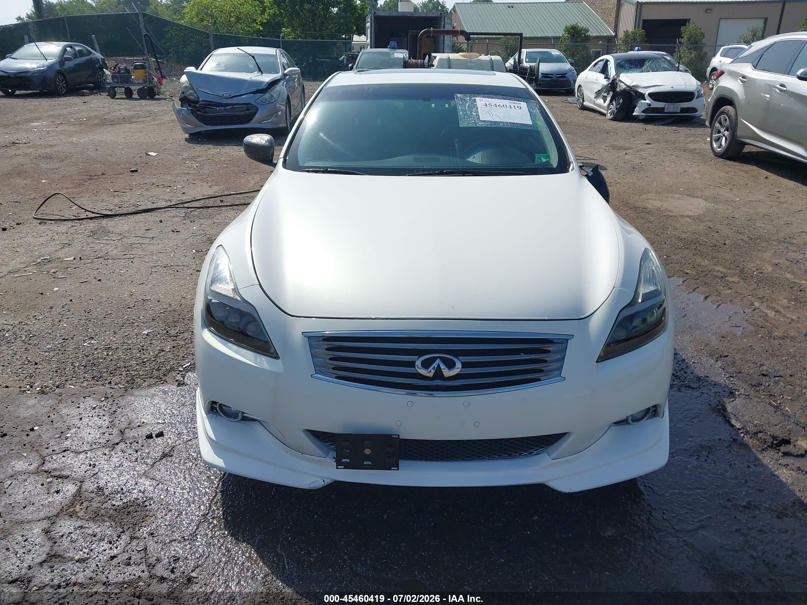 2013 Infiniti G37x   White vin: JN1CV6ELXDM981301