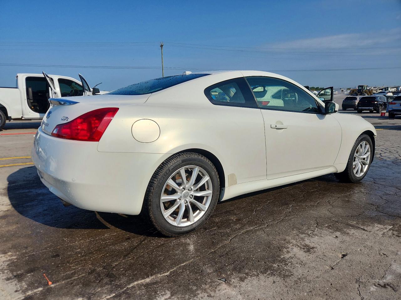 2013 Infiniti G37 Coupe X White vin: JN1CV6ELXDM983159