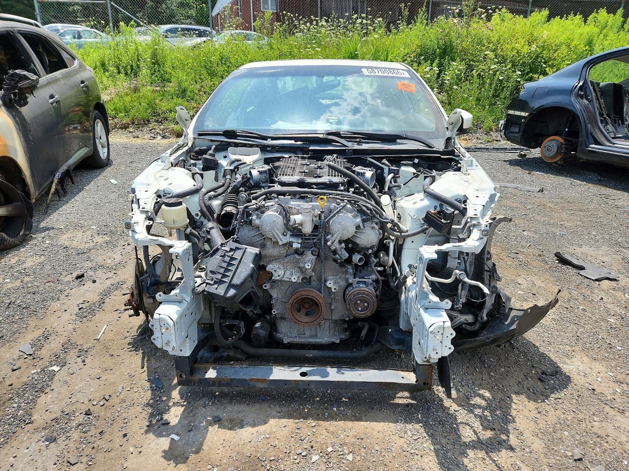 2015 Infiniti Q60 Coupe Base Белый vin: JN1CV6ELXFM890547