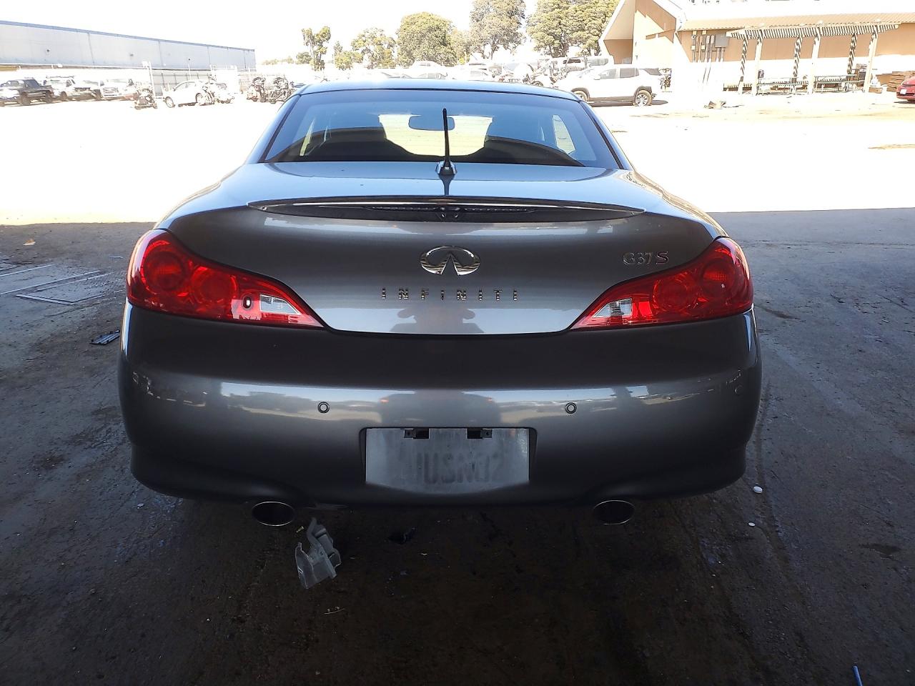 2011 Infiniti G37 Convertible Base Gray vin: JN1CV6FE1BM950855