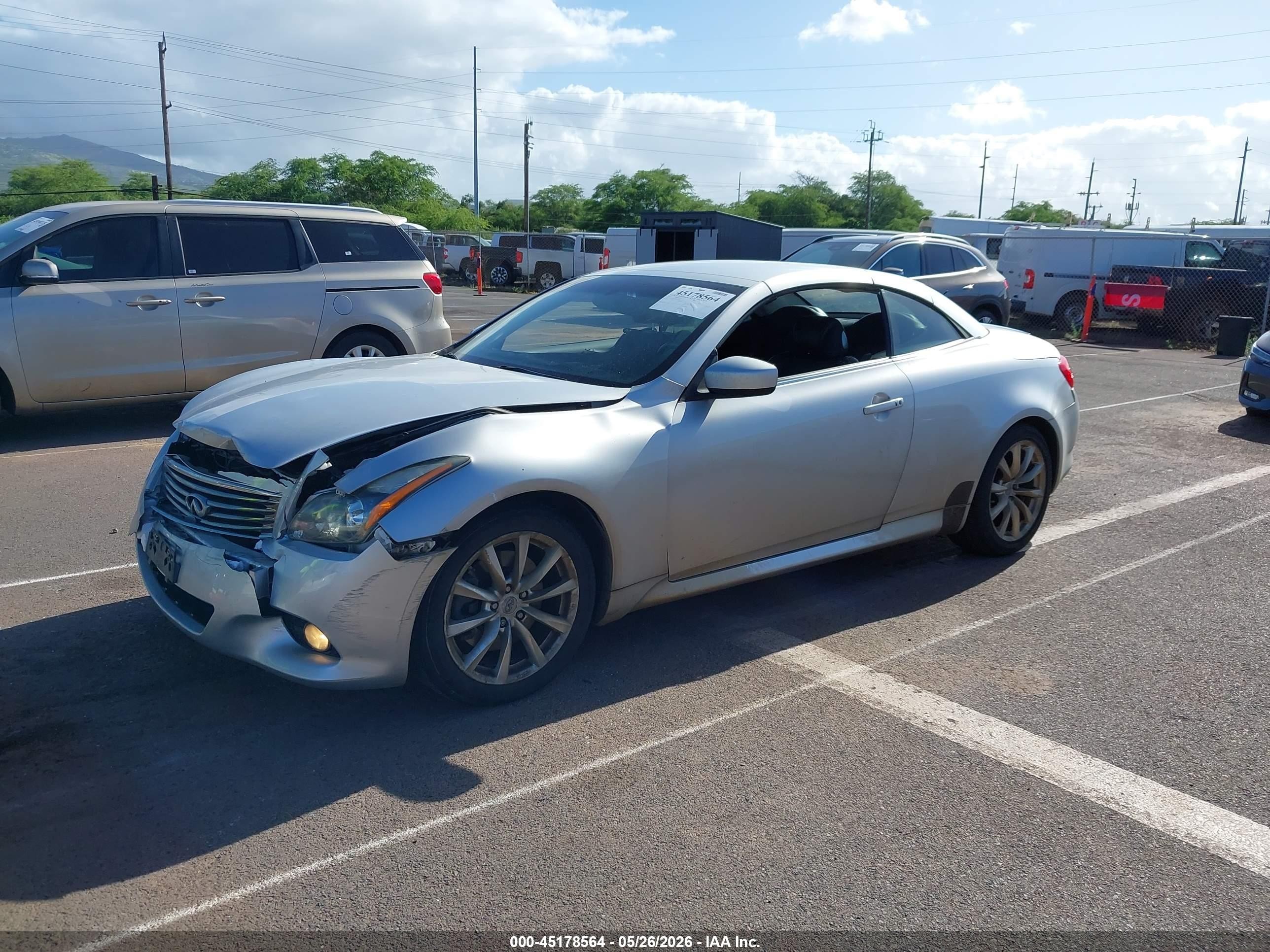 2011 Infiniti G37   Silver vin: JN1CV6FE1BM954114