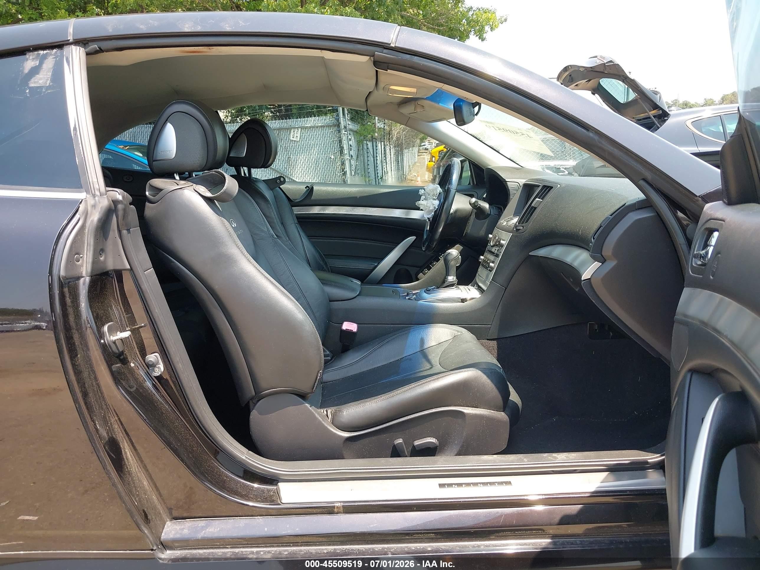 2013 Infiniti G37   Purple vin: JN1CV6FE1DM771797