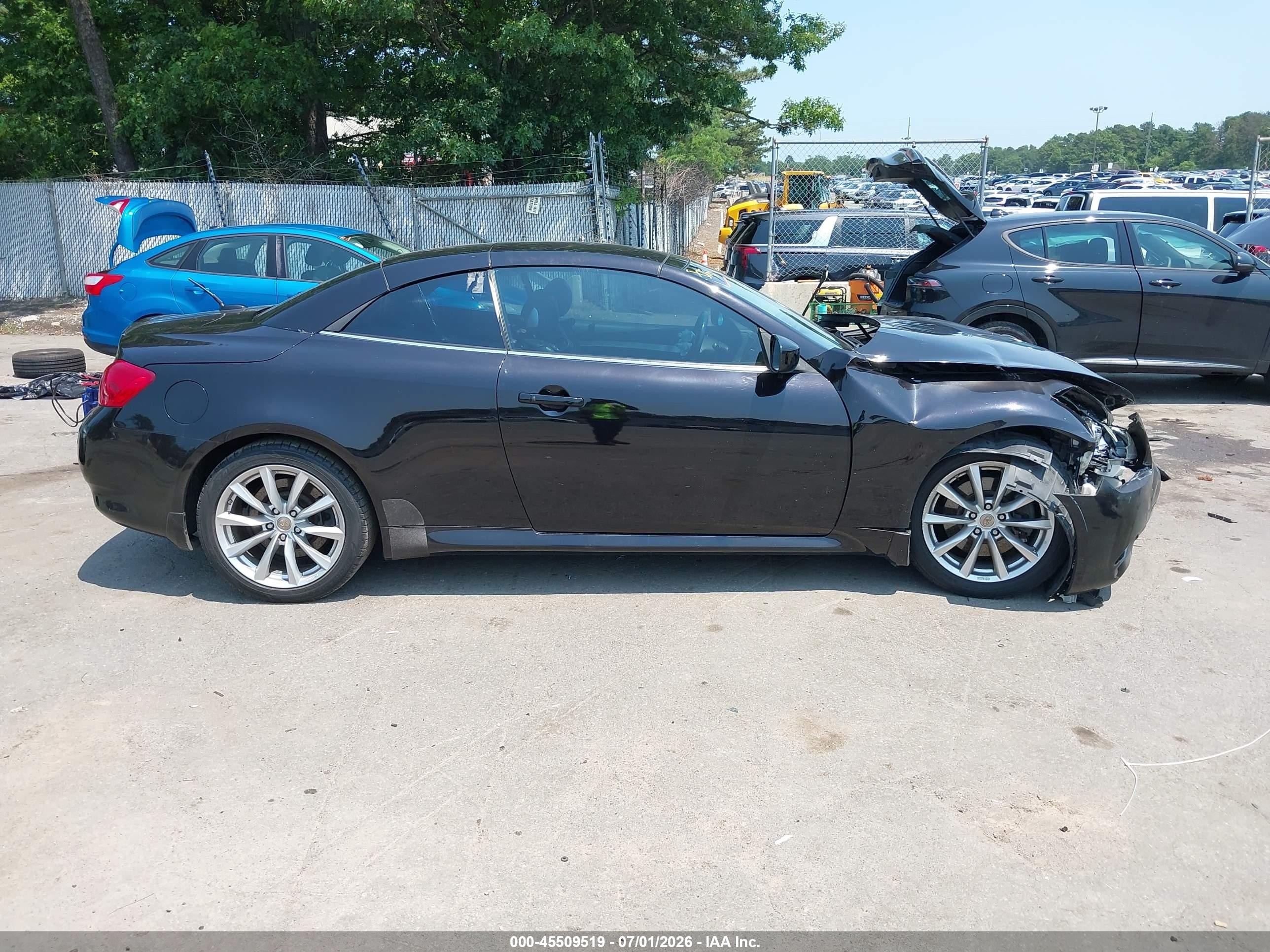 2013 Infiniti G37   Purple vin: JN1CV6FE1DM771797