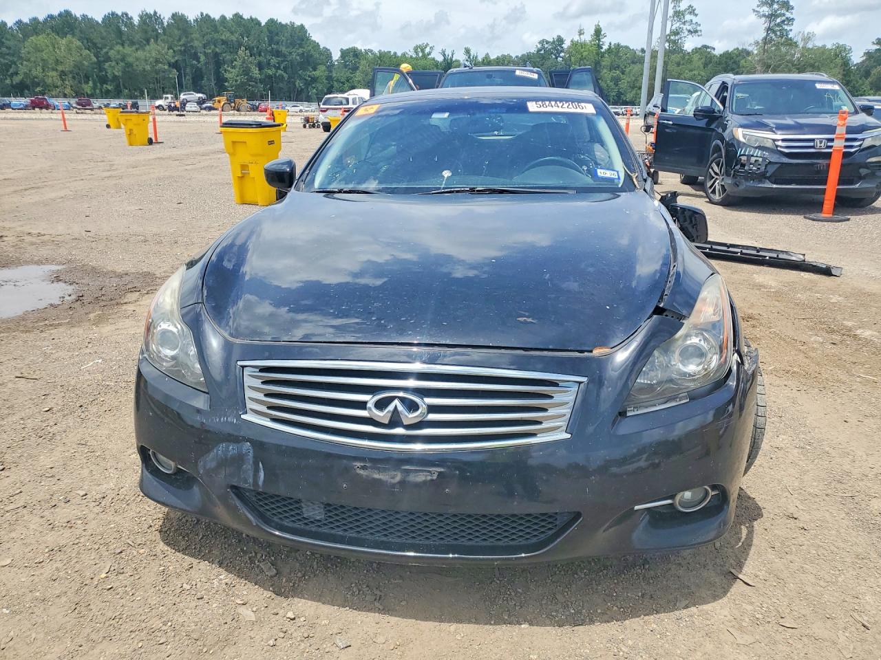2015 Infiniti Q60 Convertible Base Черный vin: JN1CV6FE1FM810147