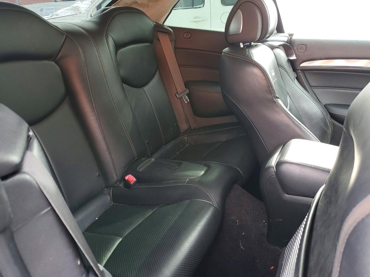 2010 Infiniti G37 Base Black vin: JN1CV6FE2AM351428