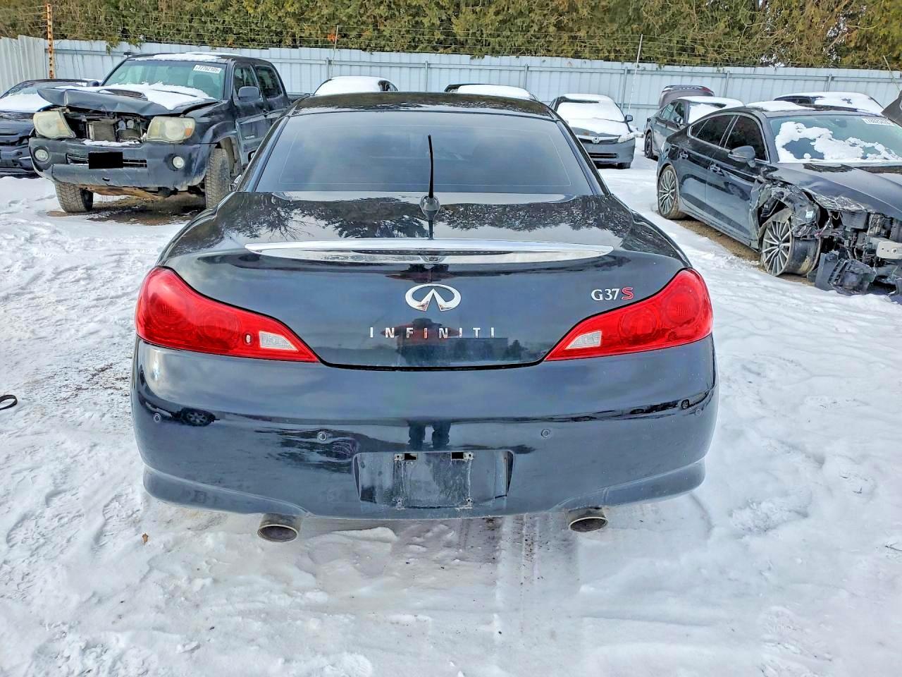 2010 Infiniti G37 Base Black vin: JN1CV6FE2AM351428