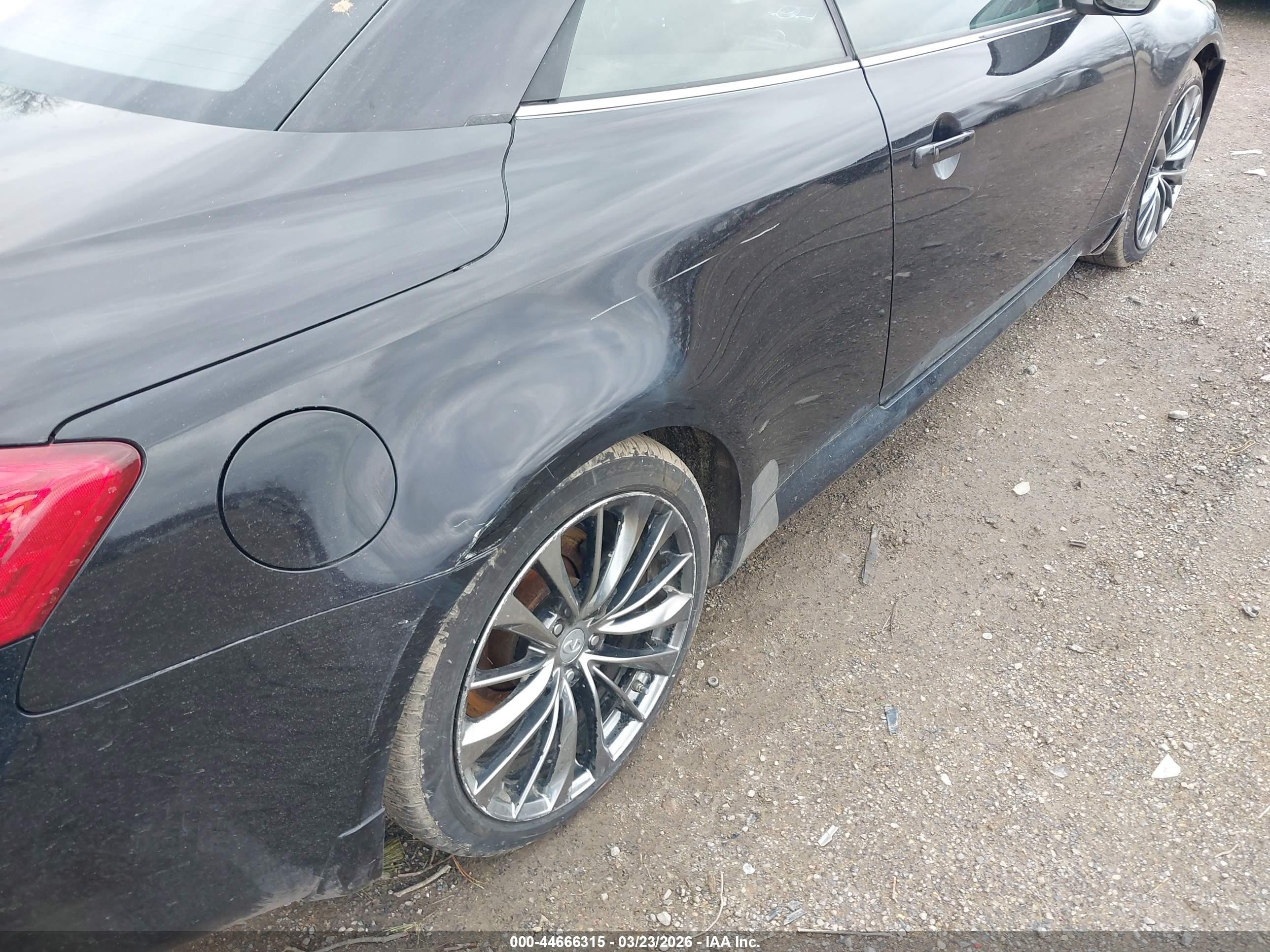 2011 Infiniti G37   Black vin: JN1CV6FE2BM952825