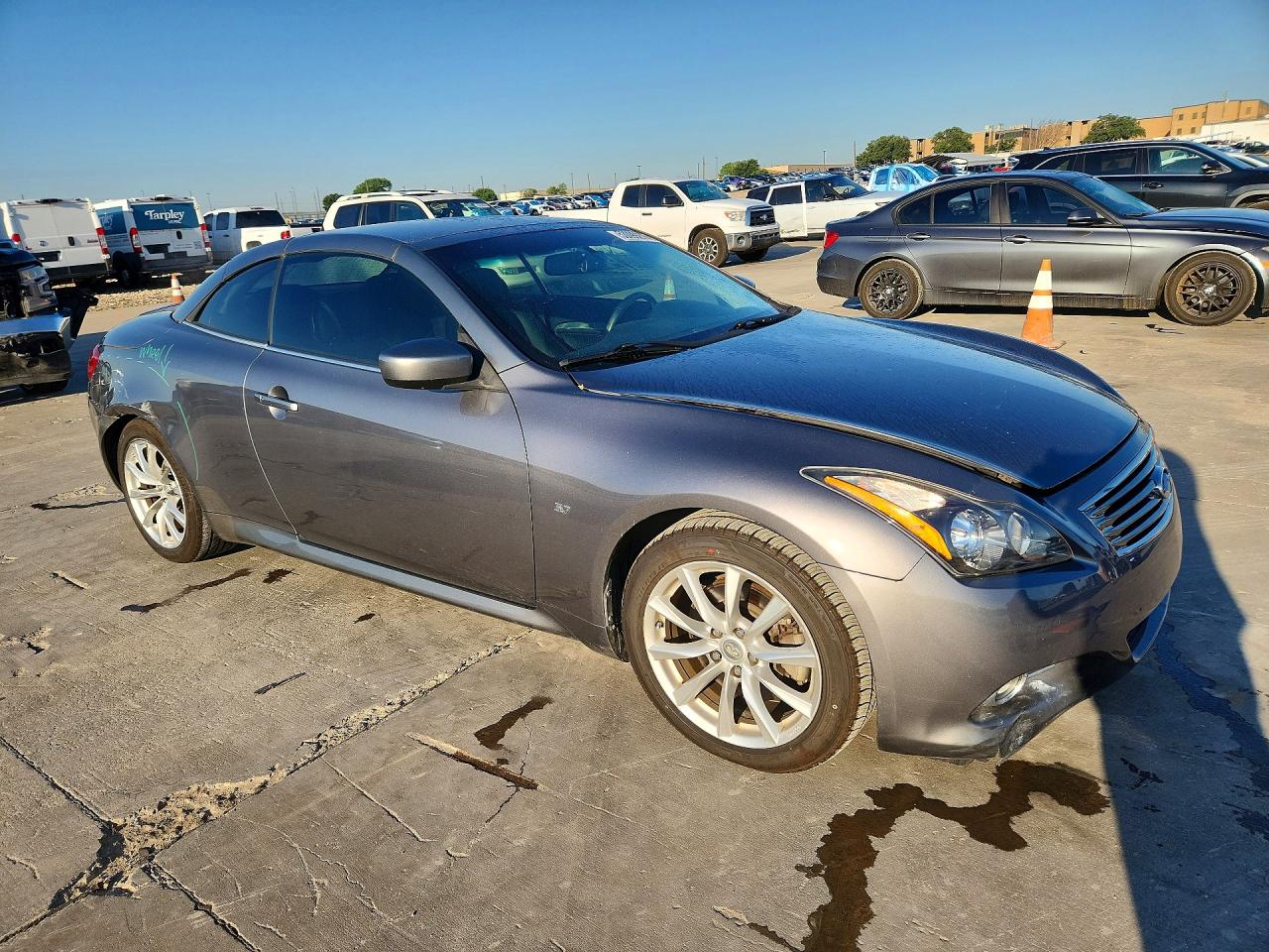 2014 Infiniti Q60 Convertible Base Gray vin: JN1CV6FE2EM901703