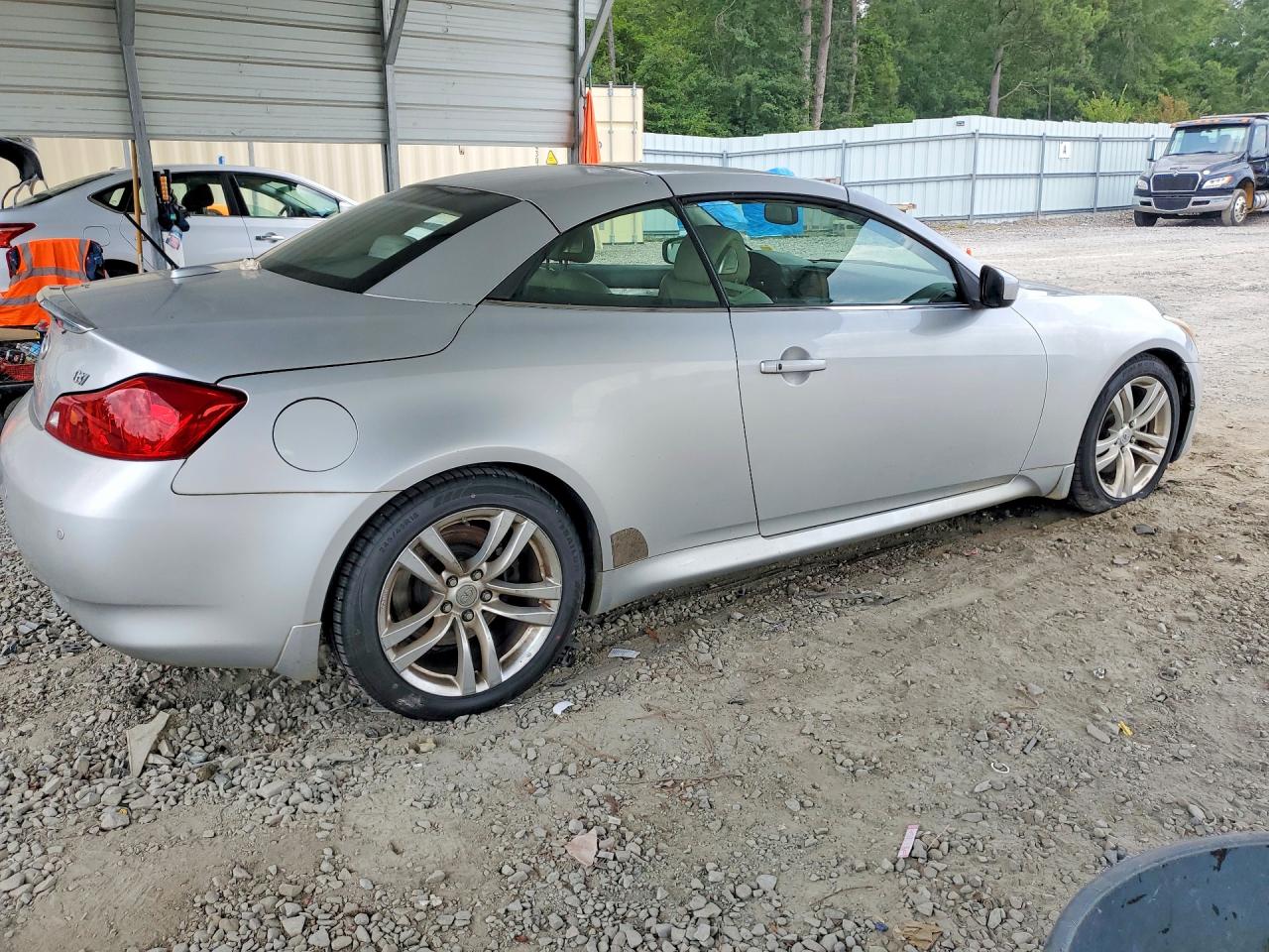 2010 Infiniti G37 Convertible Base Silver vin: JN1CV6FE3AM351499