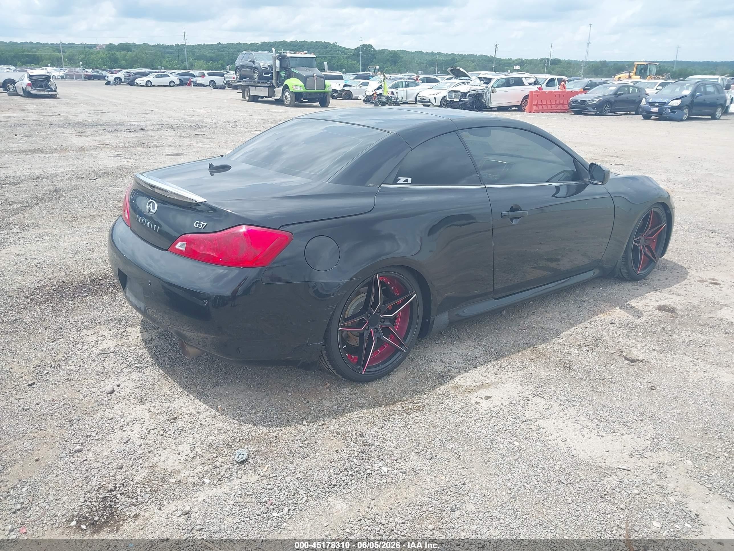 2010 Infiniti G37   Black vin: JN1CV6FE3AM354208