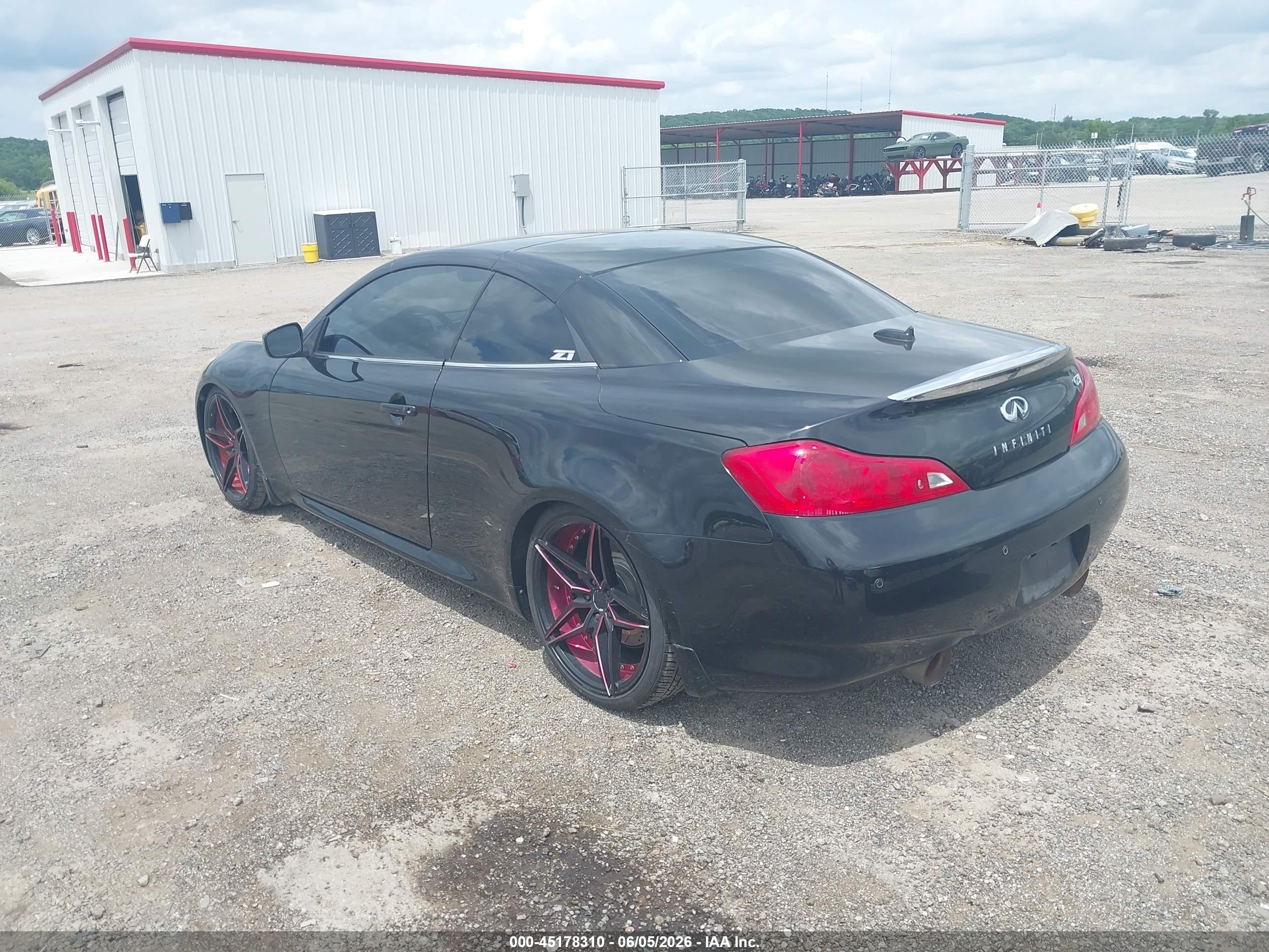 2010 Infiniti G37   Black vin: JN1CV6FE3AM354208