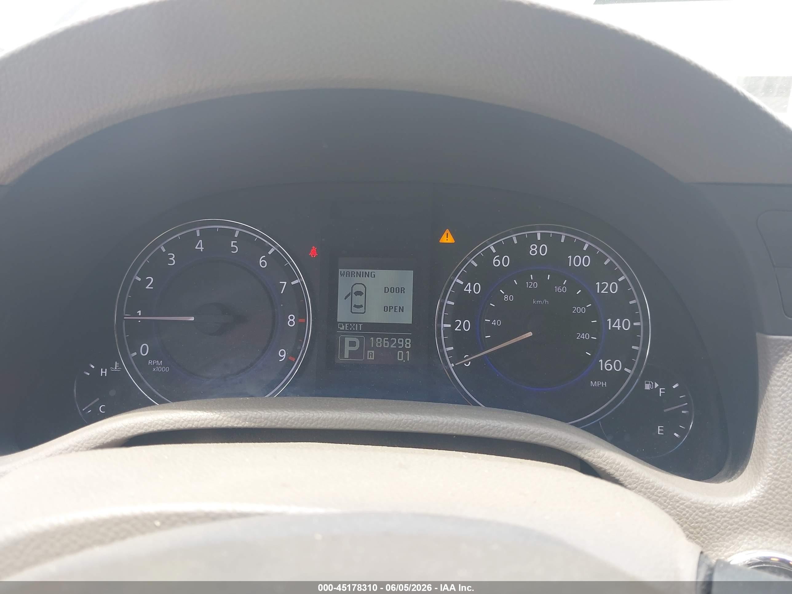 2010 Infiniti G37   Black vin: JN1CV6FE3AM354208