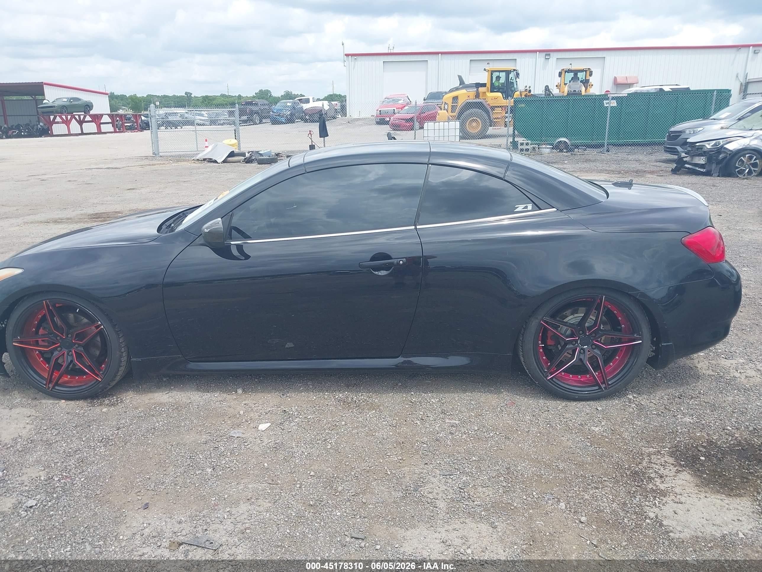 2010 Infiniti G37   Black vin: JN1CV6FE3AM354208