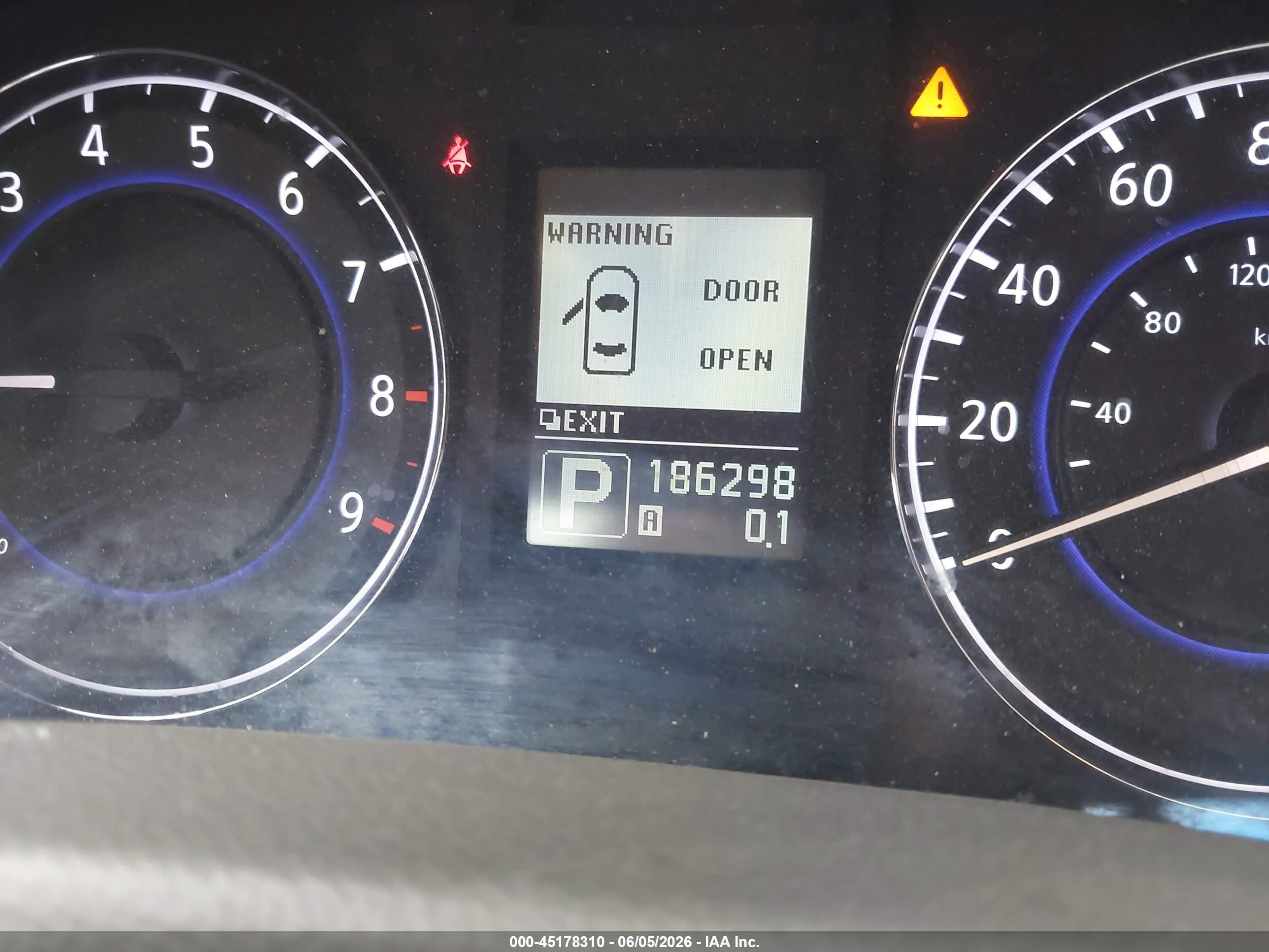 2010 Infiniti G37   Black vin: JN1CV6FE3AM354208