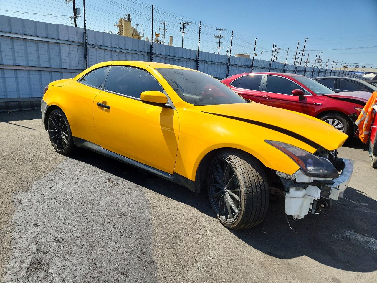 2011 Infiniti G37 Convertible Base Желтый vin: JN1CV6FE3BM952946