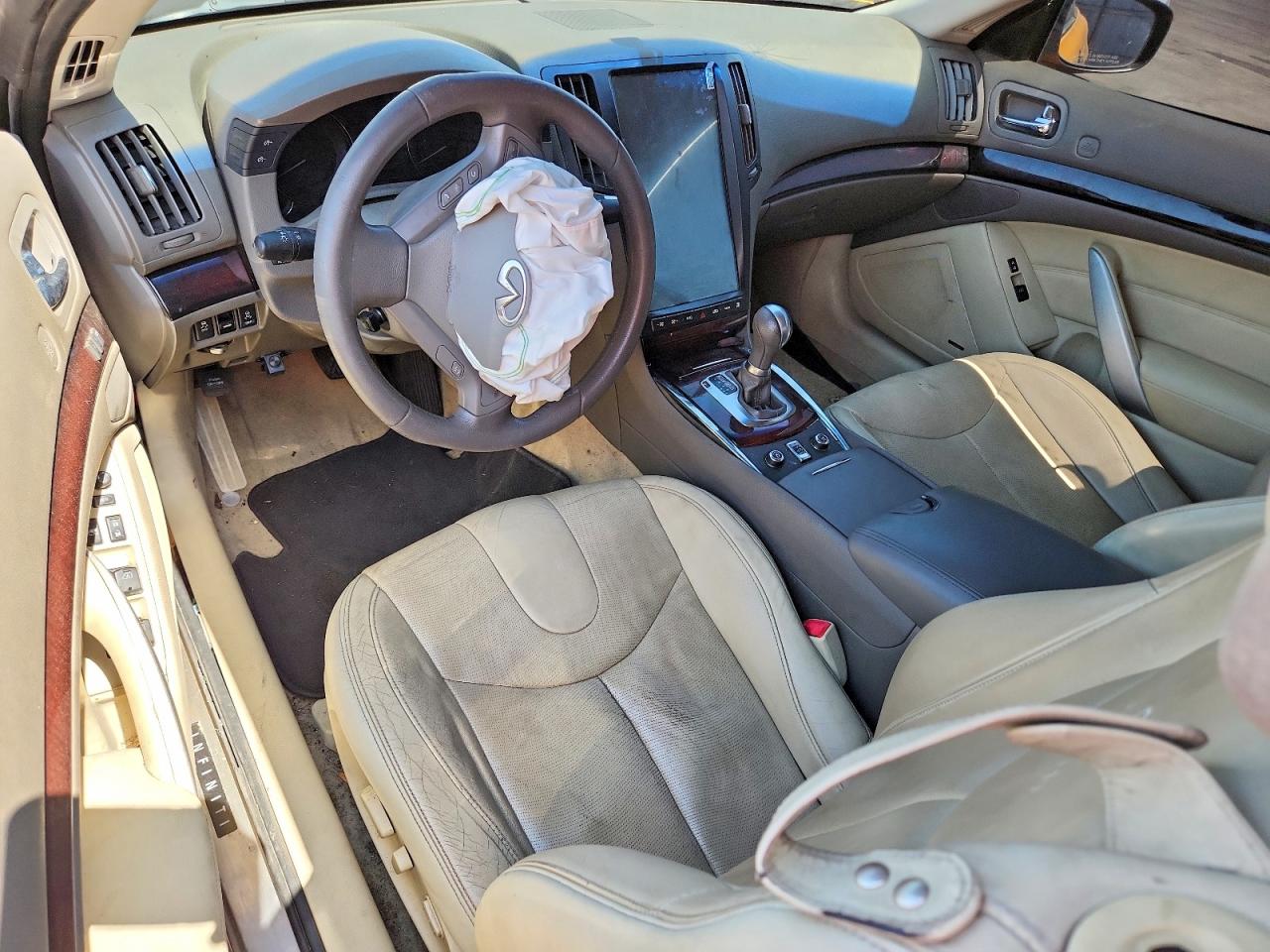 2011 Infiniti G37 Convertible Base Желтый vin: JN1CV6FE3BM952946