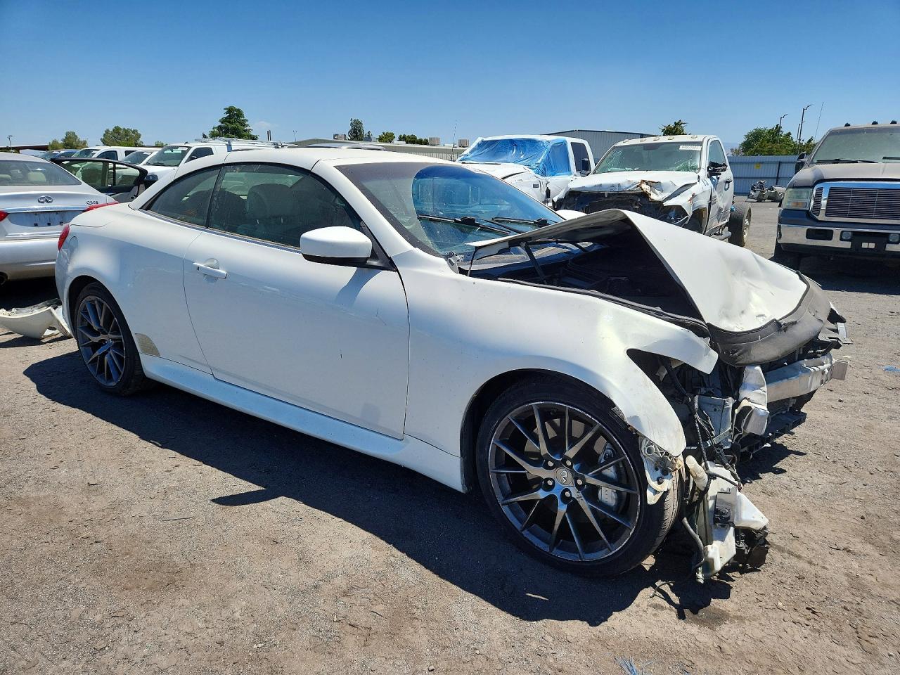 2013 Infiniti G37 Convertible Base White vin: JN1CV6FE3DM230220