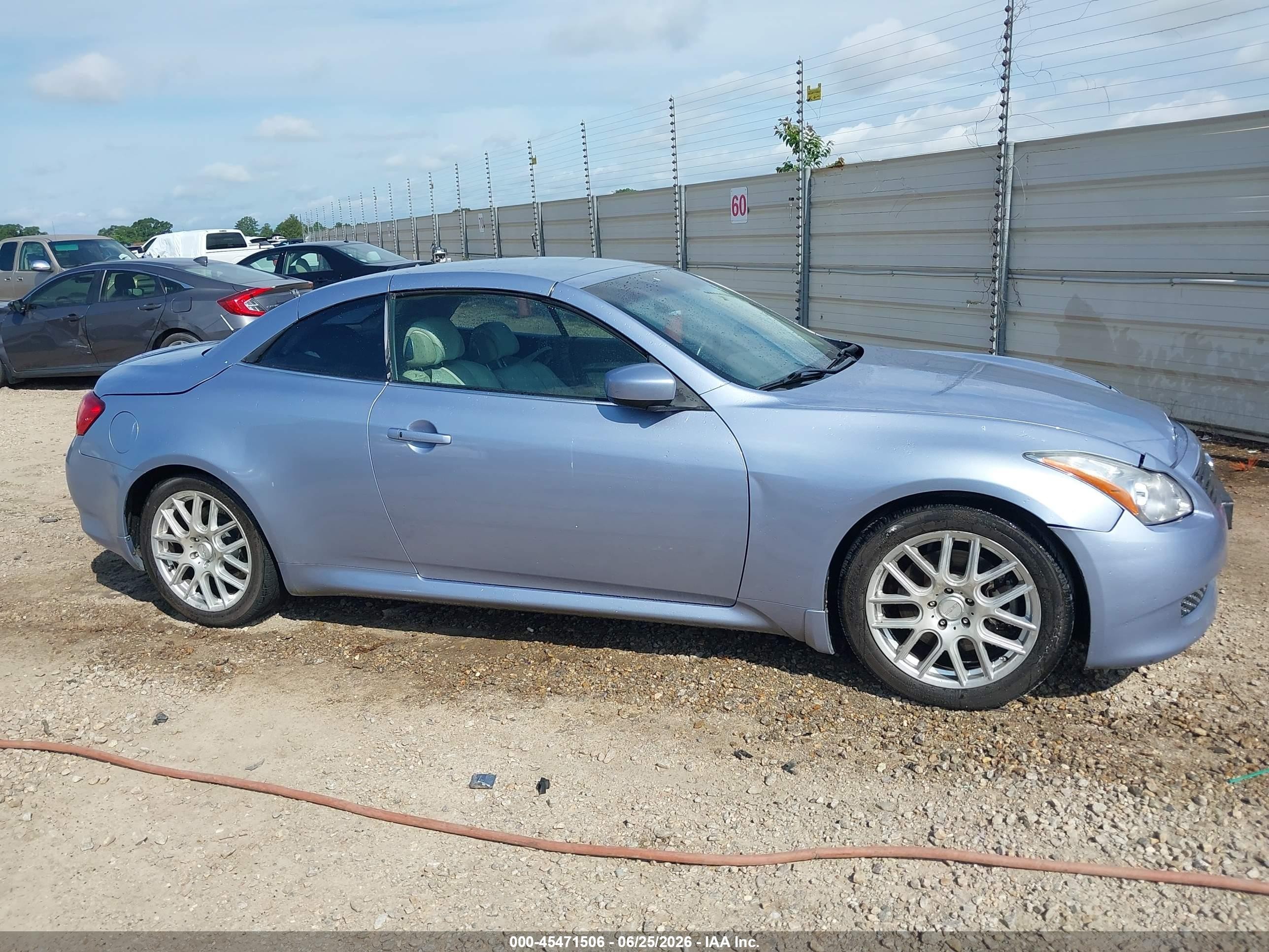 2010 Infiniti G37   Blue vin: JN1CV6FE4AM350782